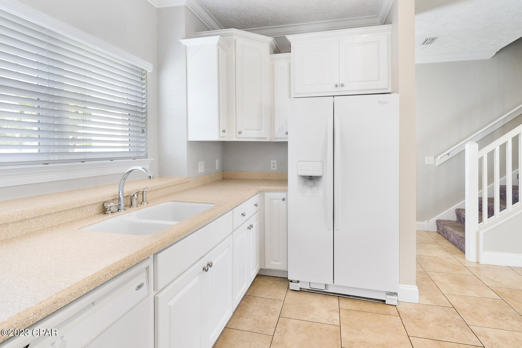 Laguna Beach Estates 9th Add - Residential Lease