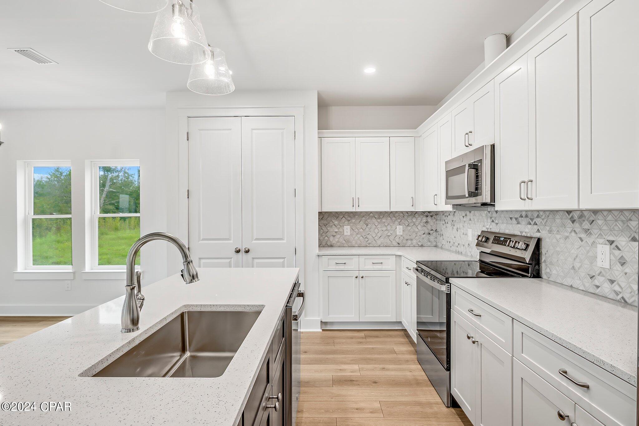 Horizon Pointe - Residential