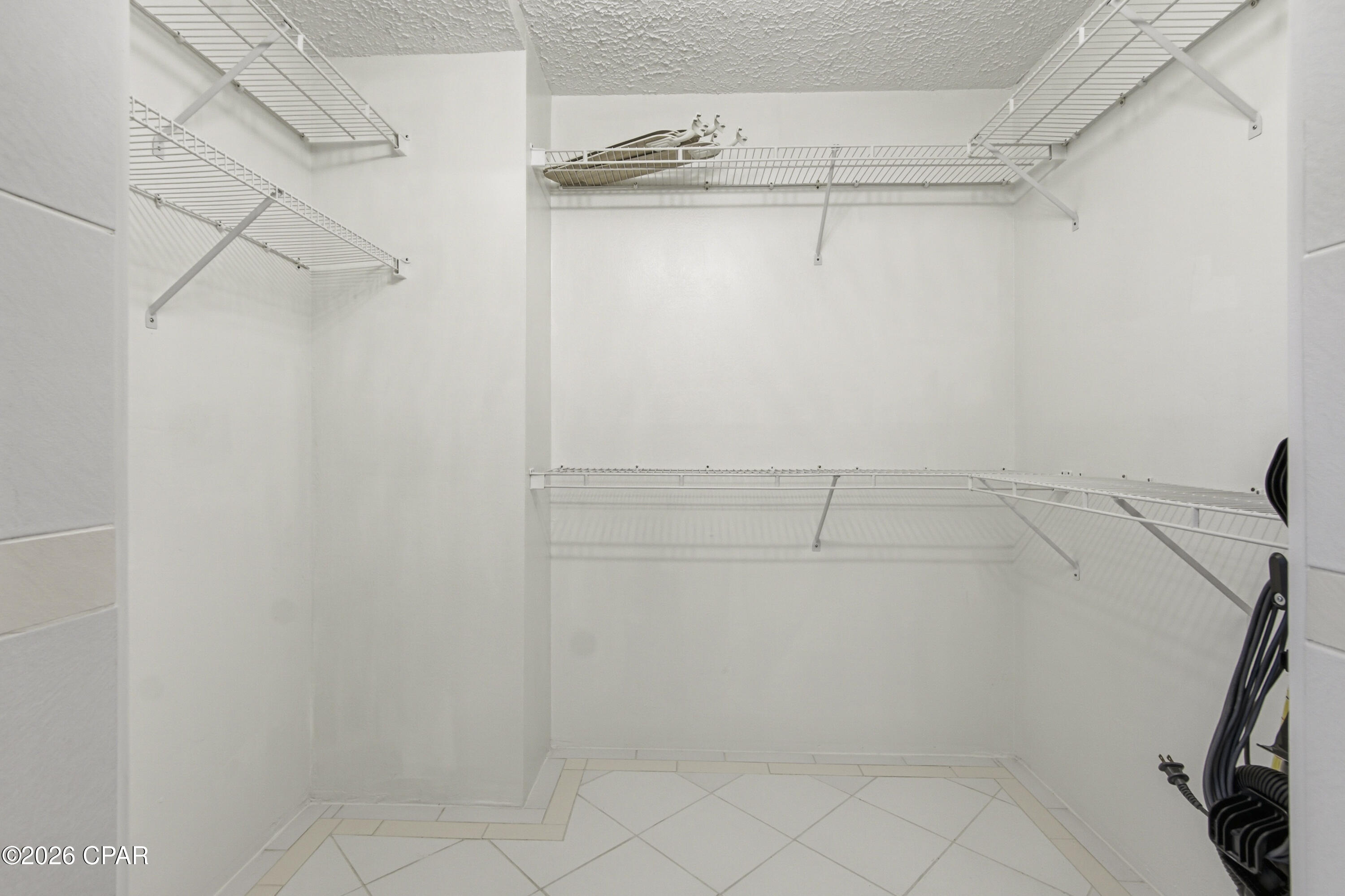 Lakeshore Heights - Residential