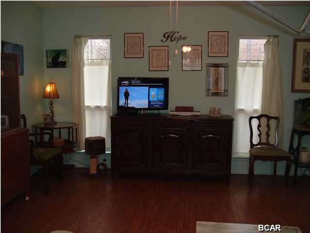 Pine Forest Est Ph 1 - Residential