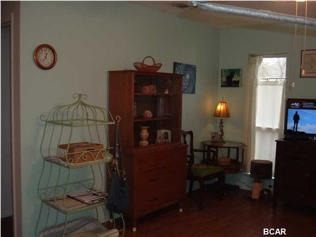 Pine Forest Est Ph 1 - Residential