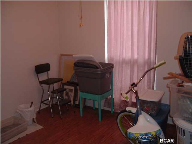 Pine Forest Est Ph 1 - Residential