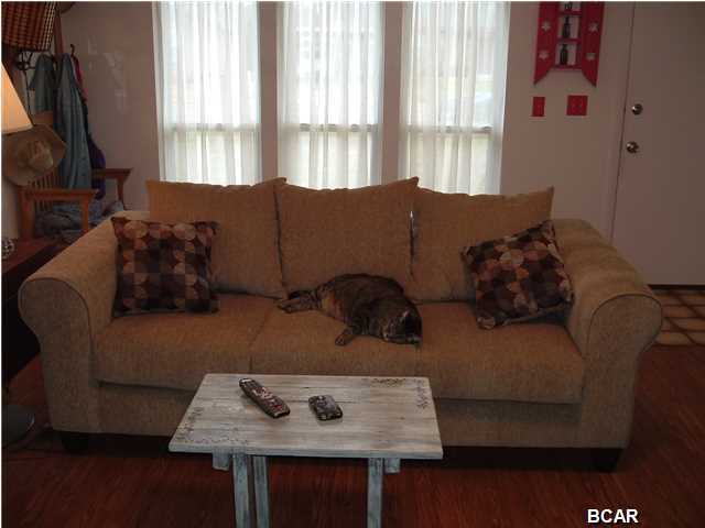 Pine Forest Est Ph 1 - Residential