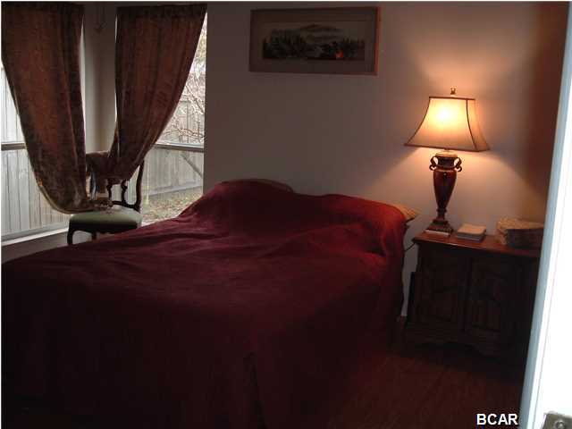 Pine Forest Est Ph 1 - Residential