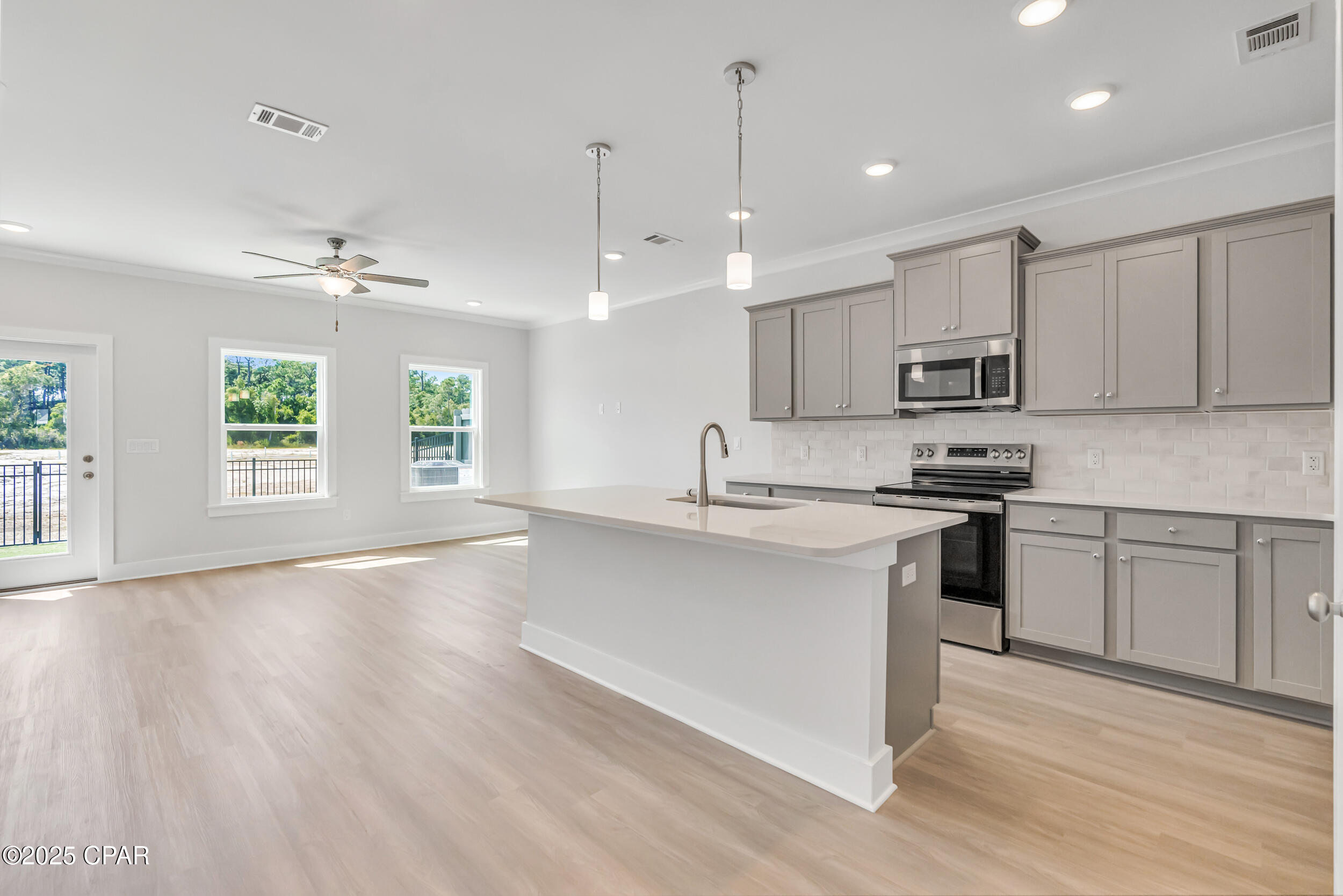 Colonial Landing - Residential