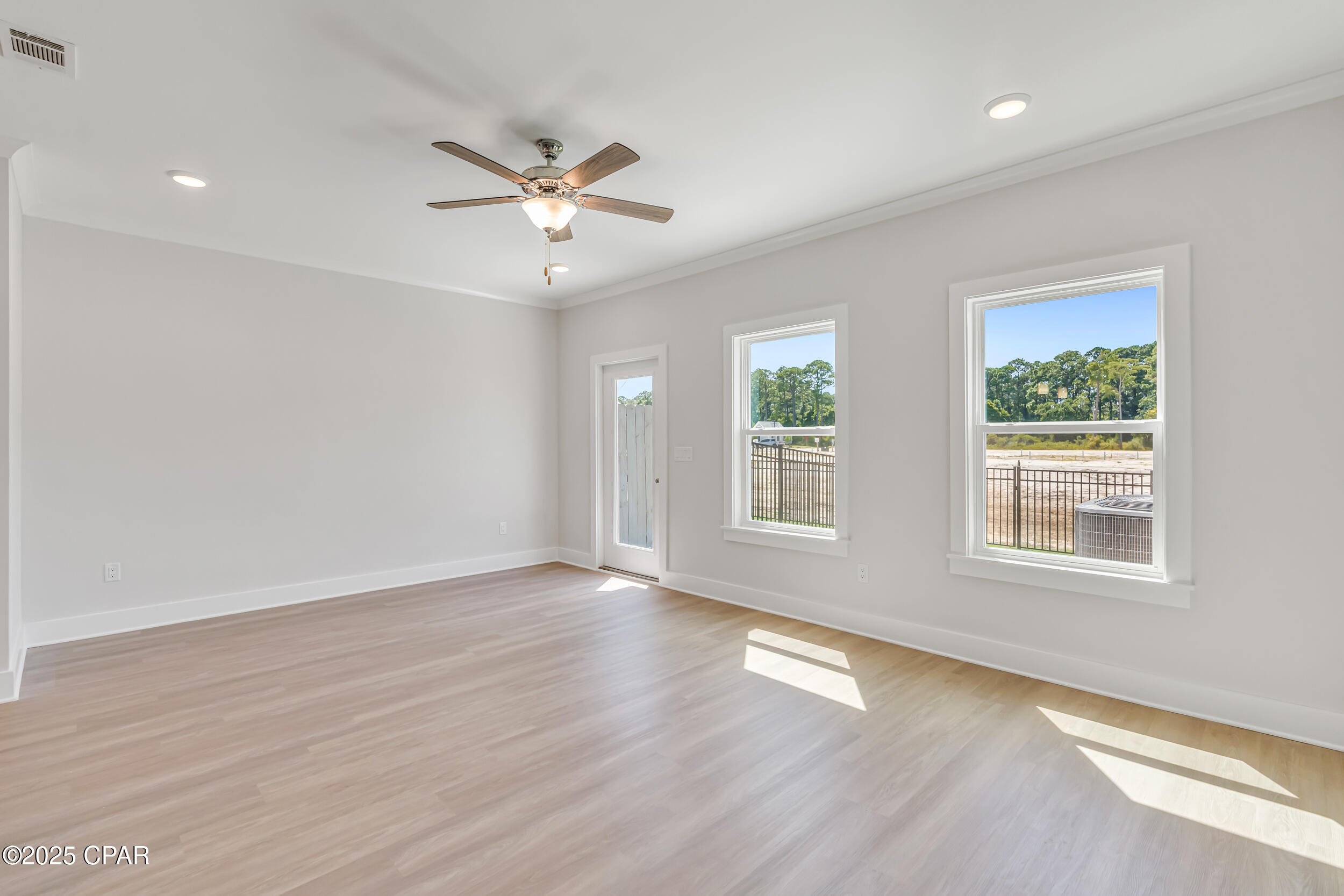 Colonial Landing - Residential