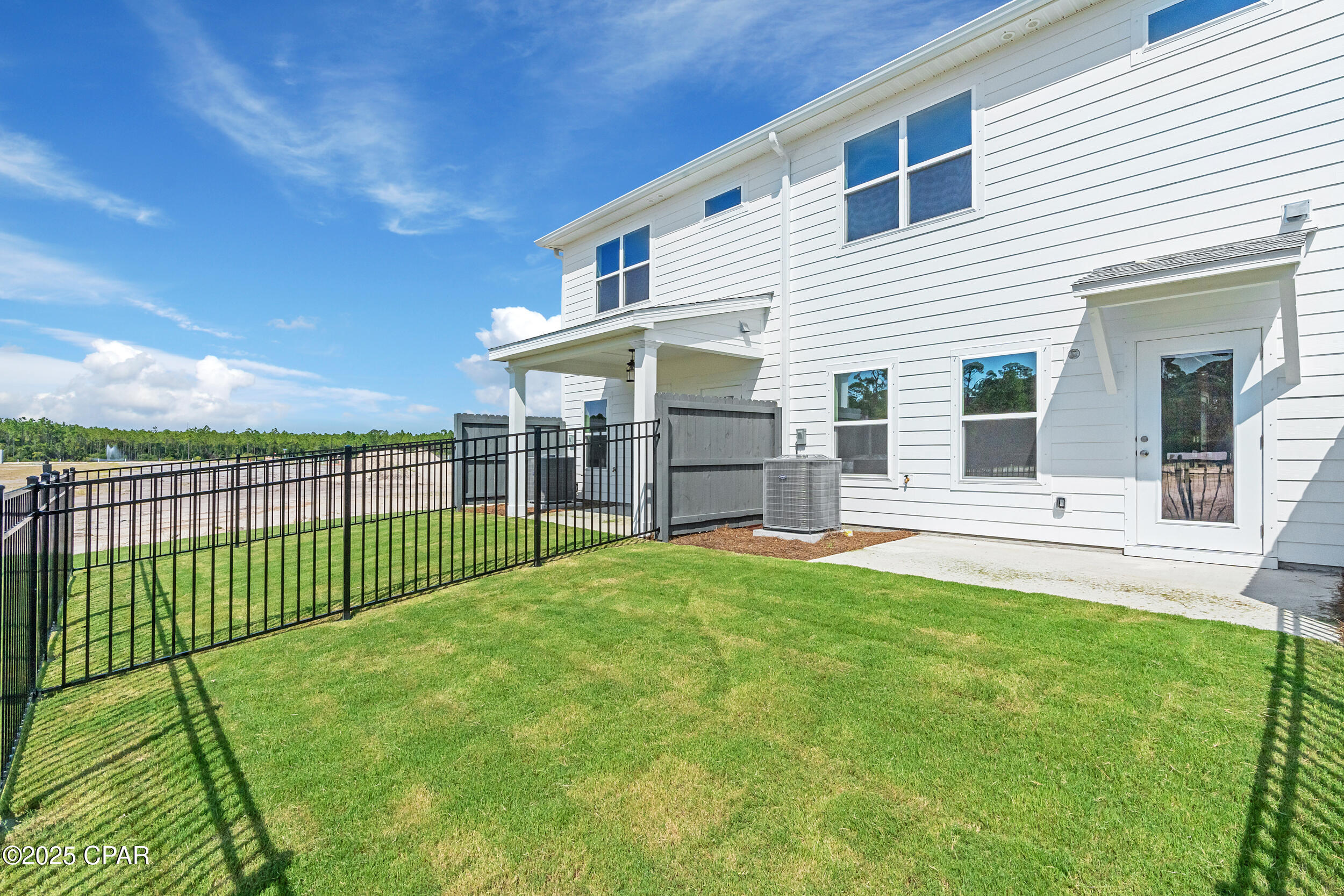 Colonial Landing - Residential