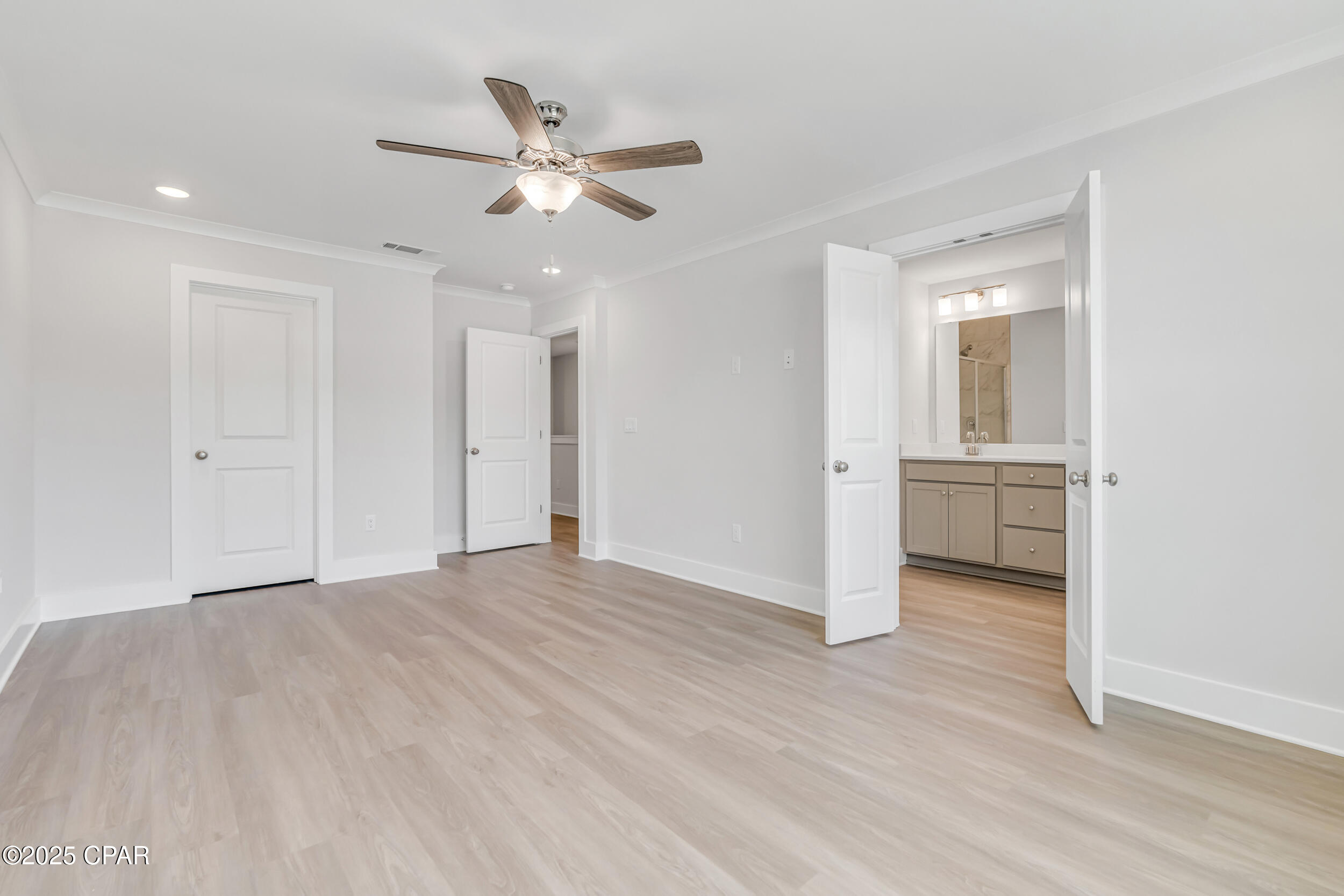 Colonial Landing - Residential