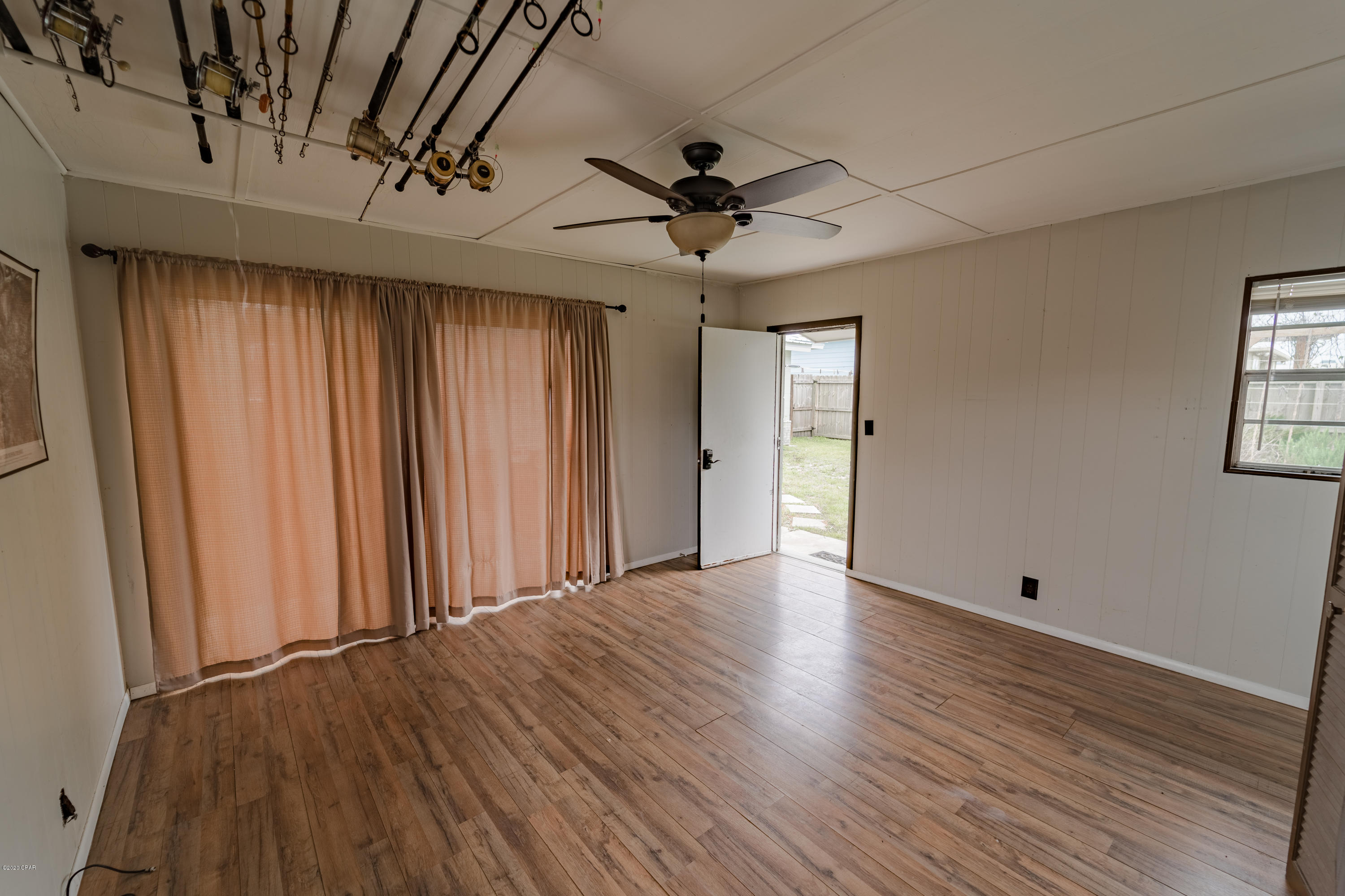 Kiska Beach 1st Add - Residential