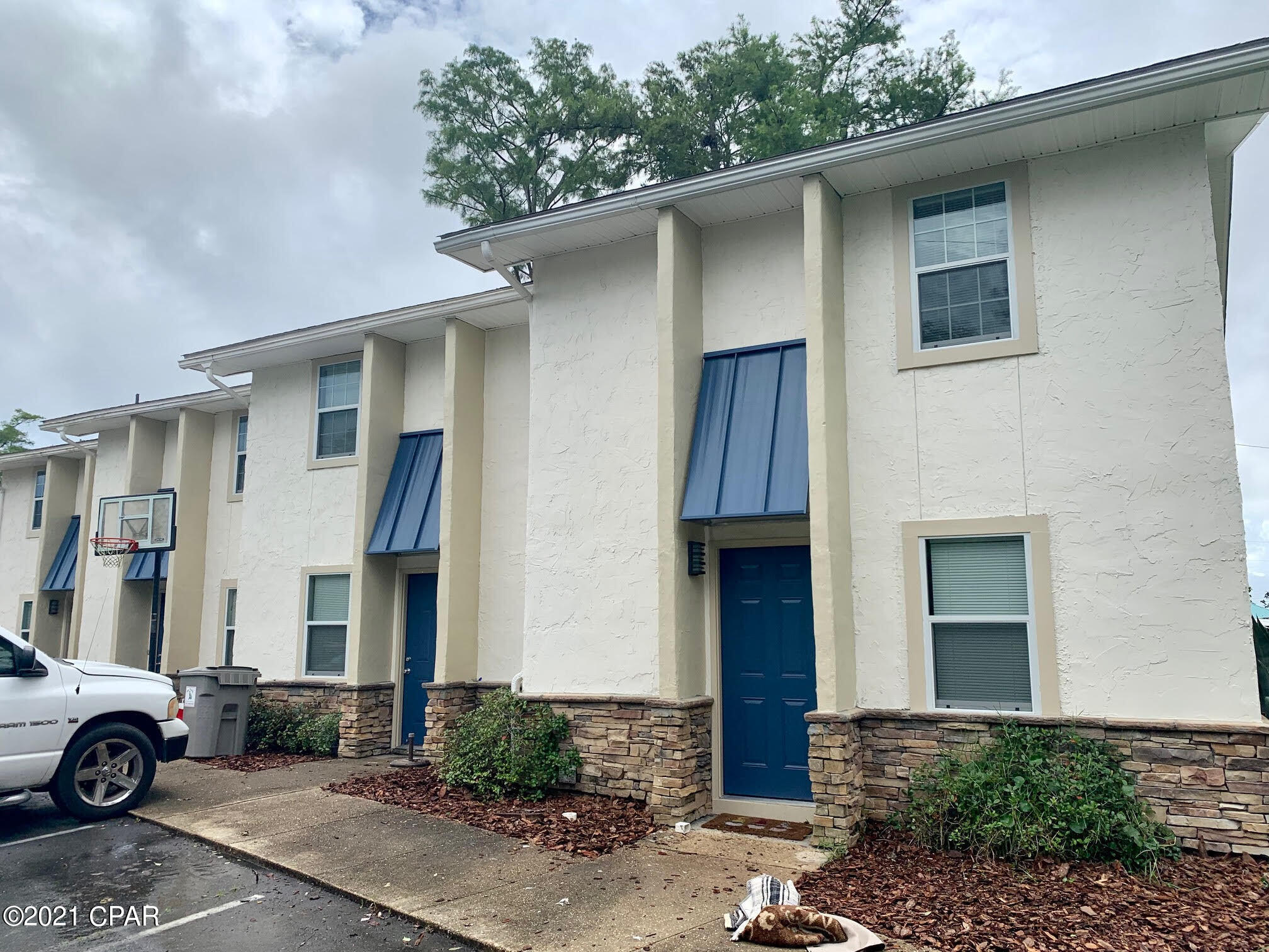 Thomas Drive Park U-5 - Residential