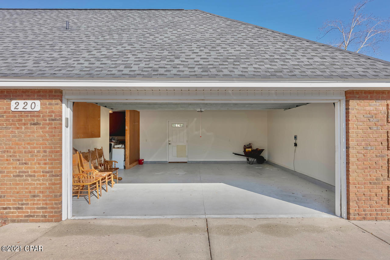 Colony Club - Residential