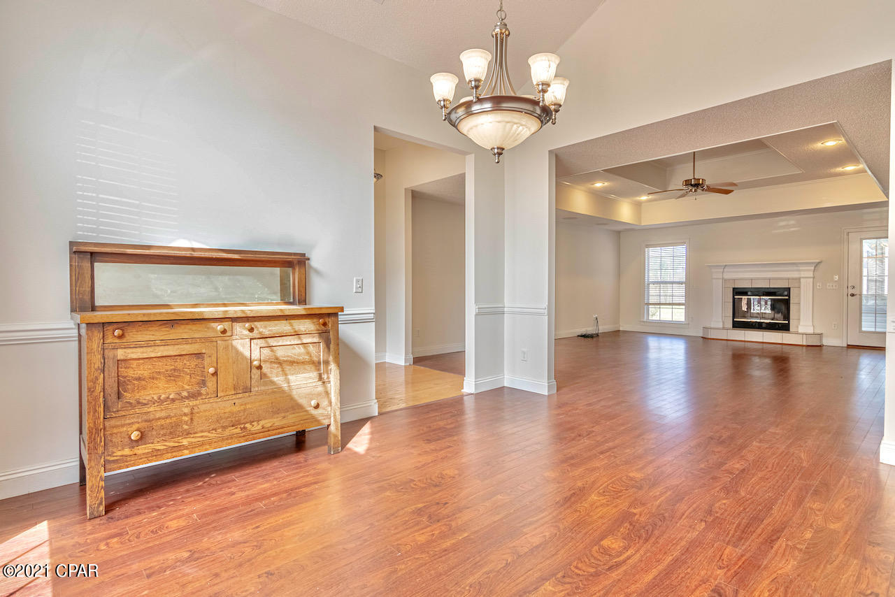 Colony Club - Residential