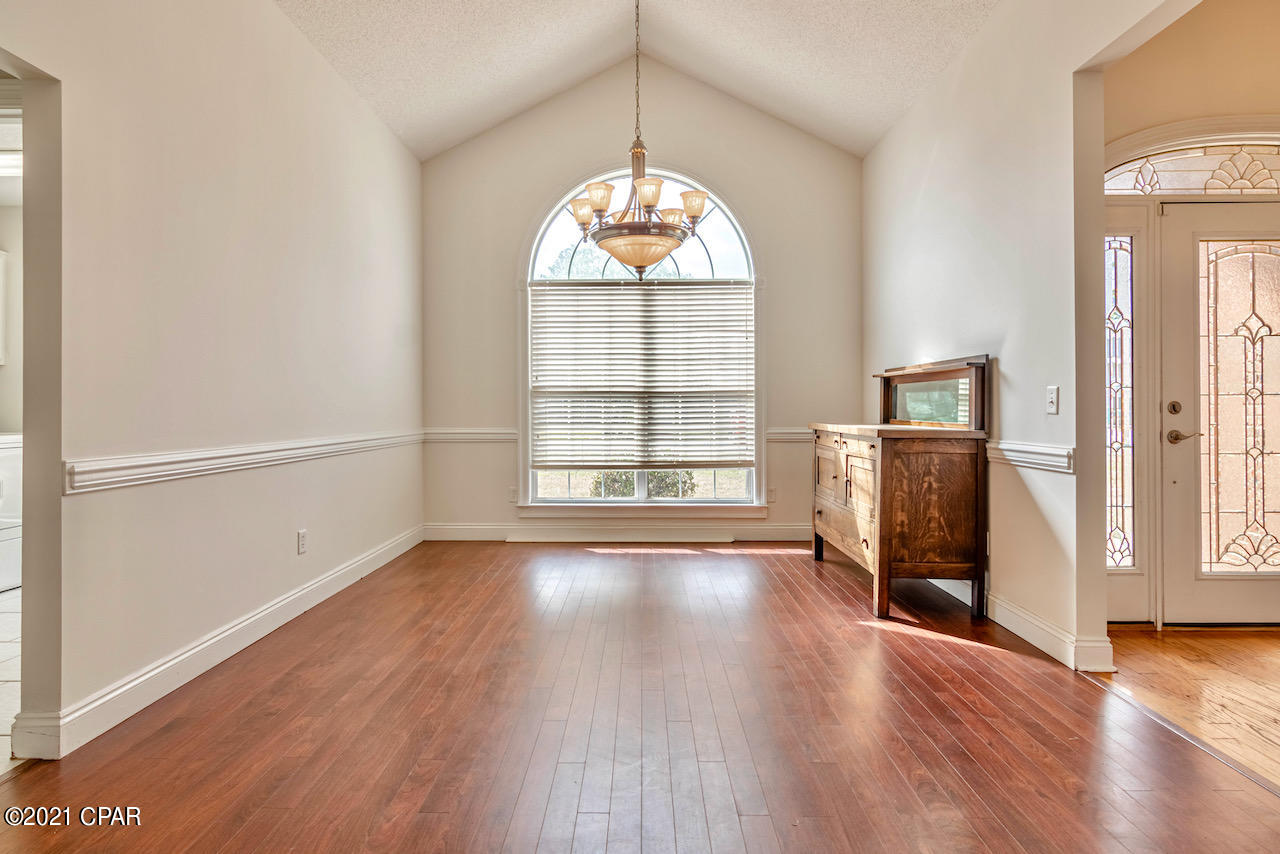 Colony Club - Residential