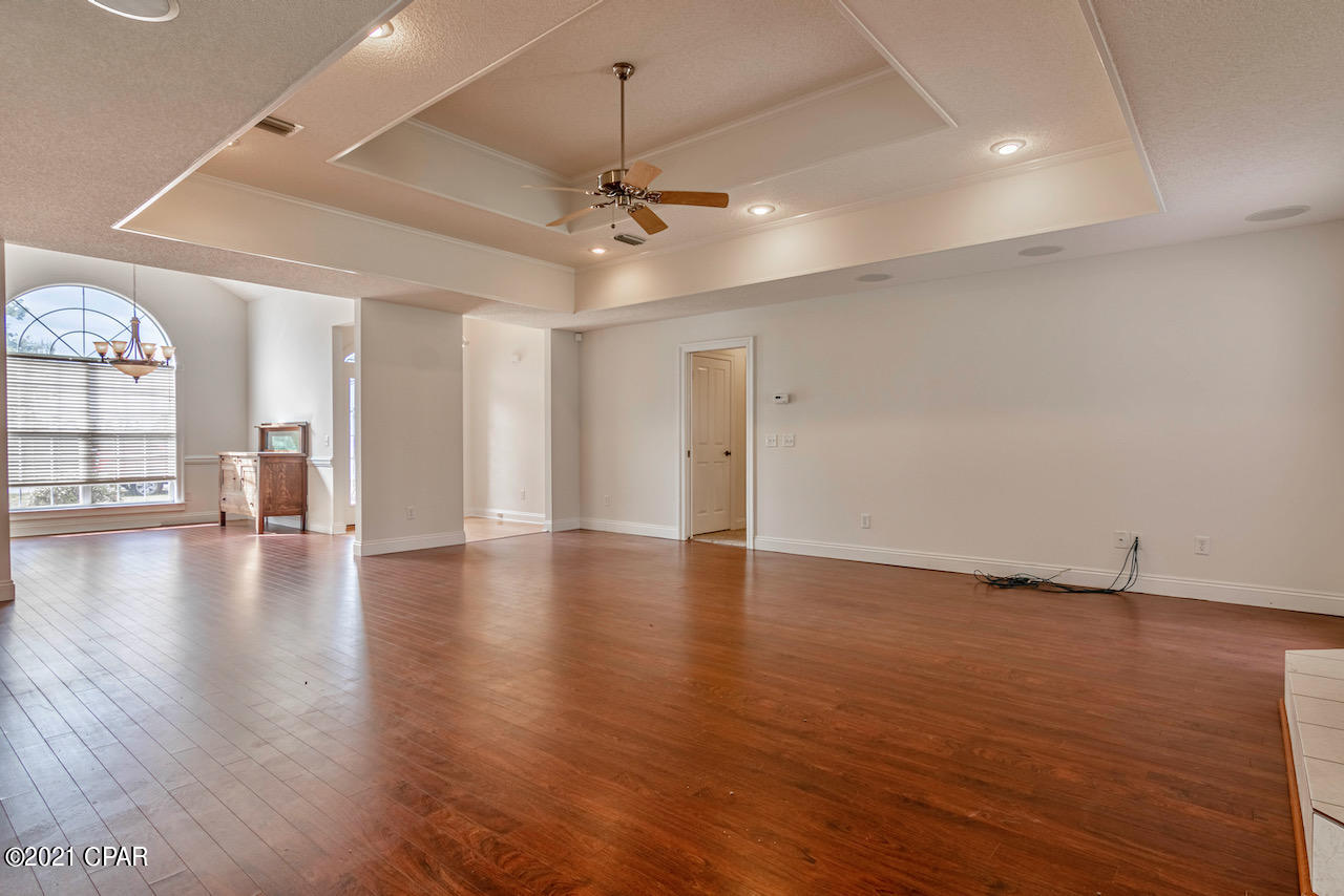 Colony Club - Residential