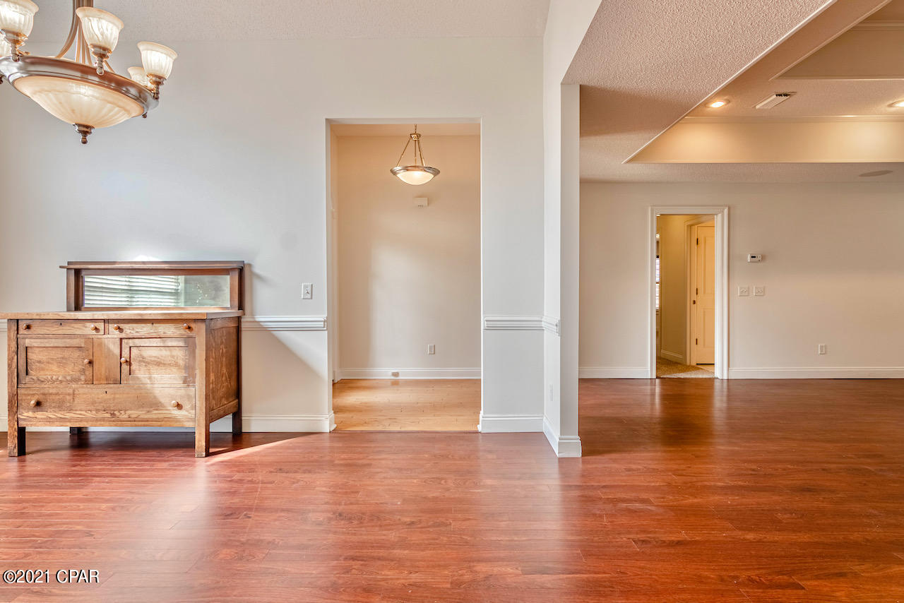 Colony Club - Residential