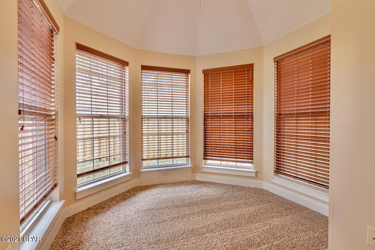 Colony Club - Residential