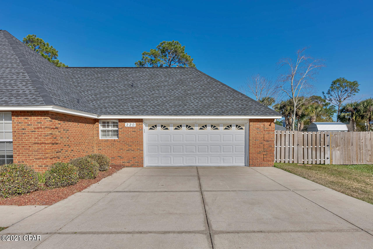 Colony Club - Residential