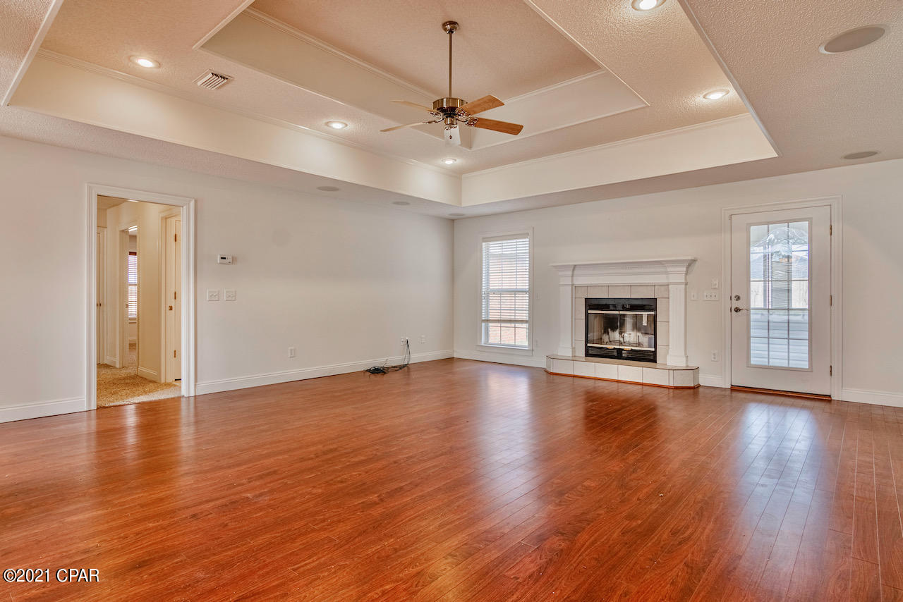 Colony Club - Residential