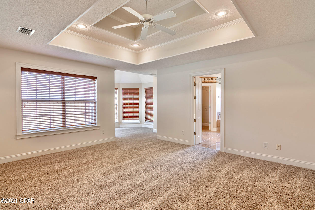 Colony Club - Residential