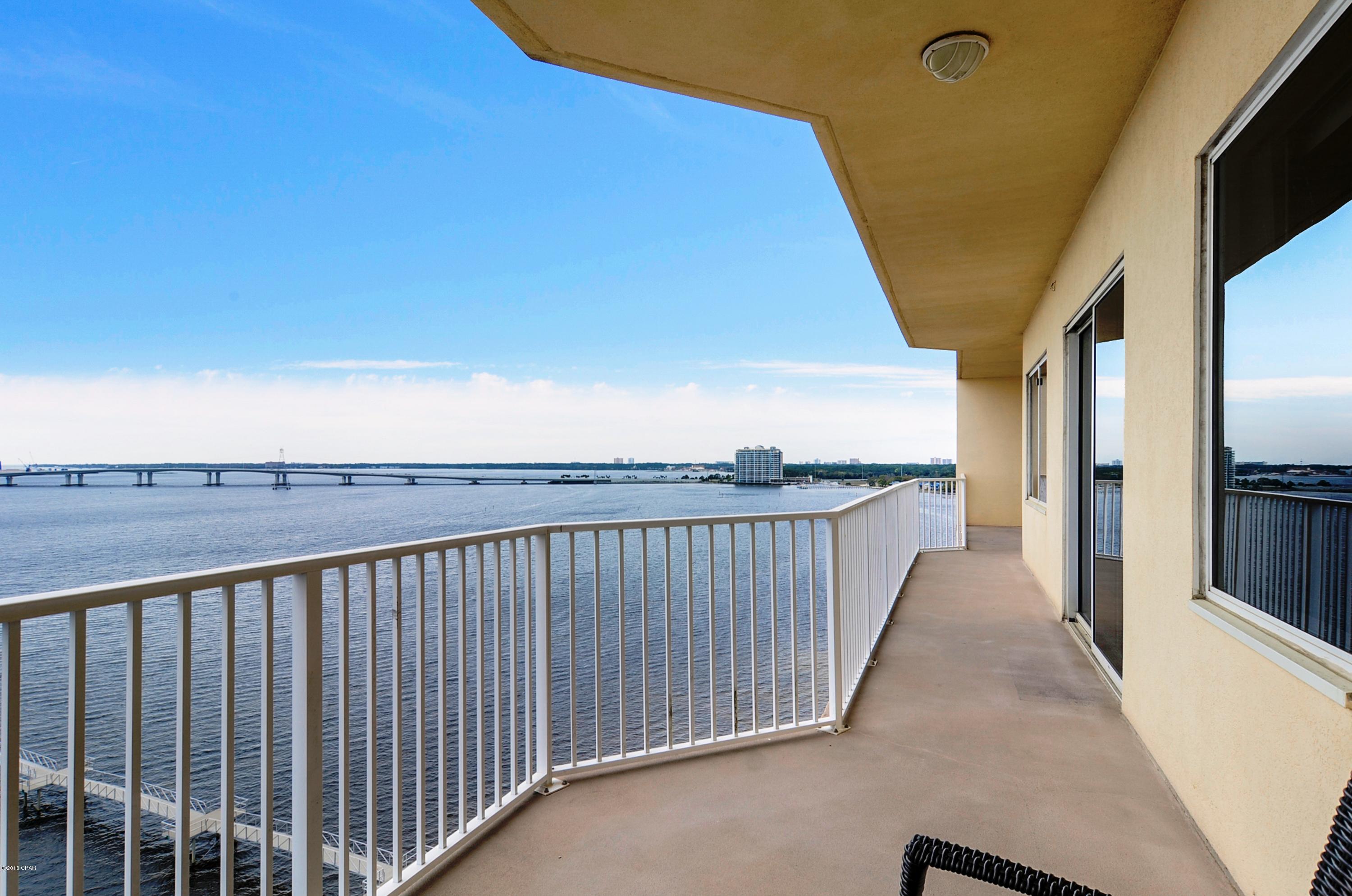 Hibiscus By The Bay - Residential