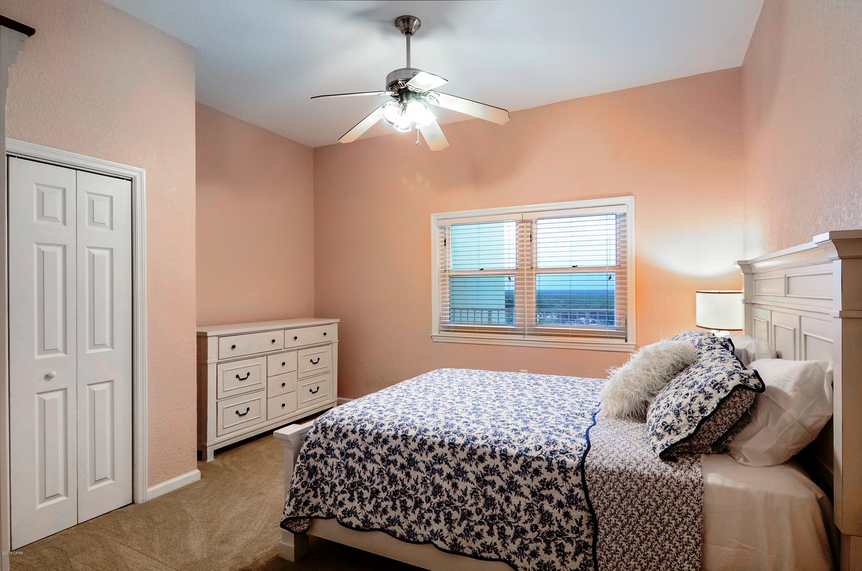 Hibiscus By The Bay - Residential