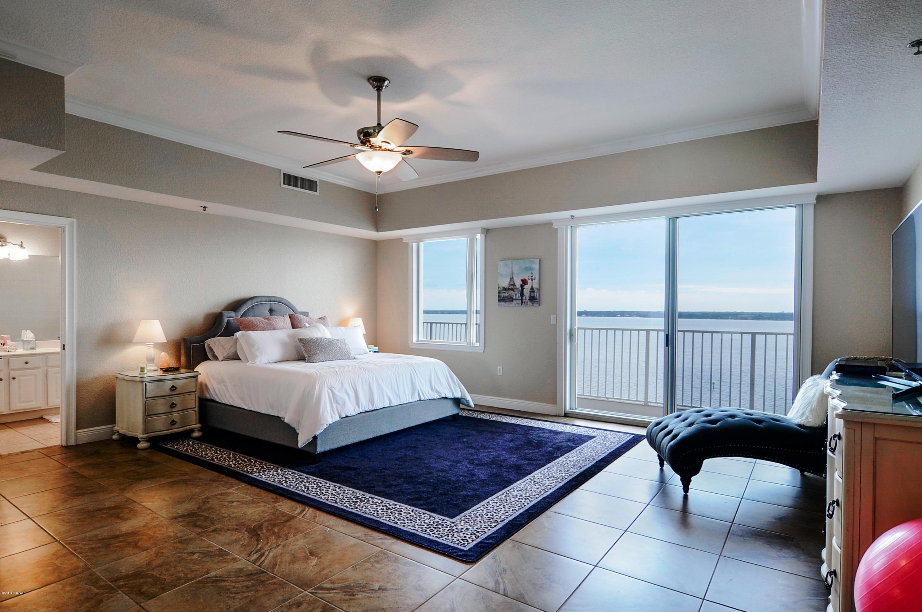 Hibiscus By The Bay - Residential