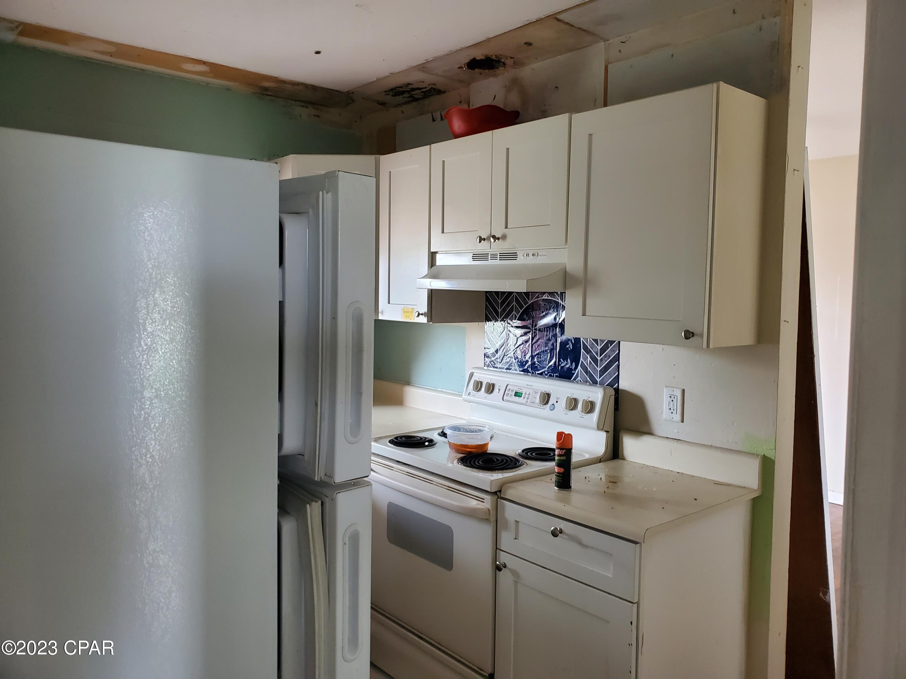 [No Recorded Subdiv] - Residential