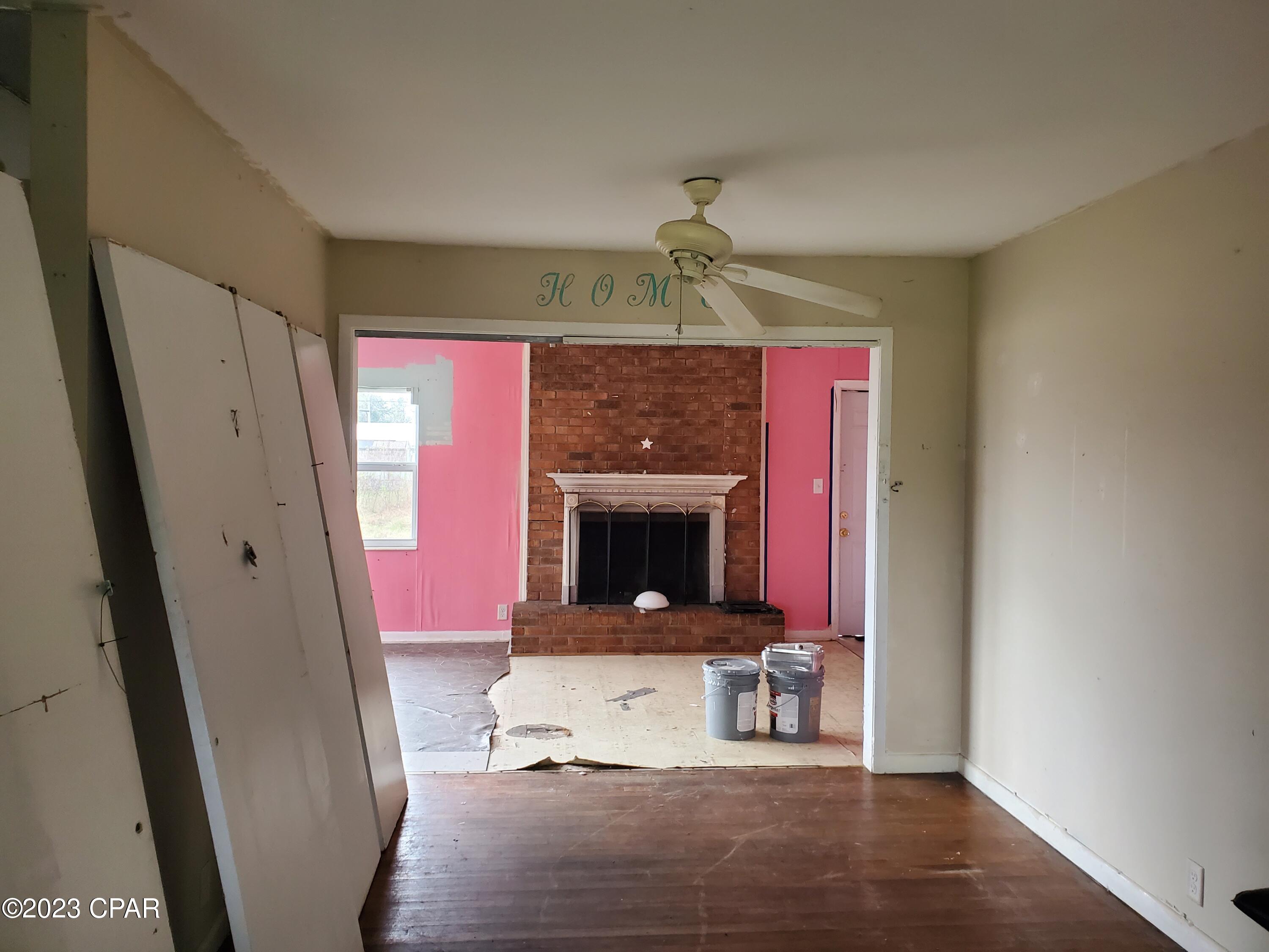 [No Recorded Subdiv] - Residential