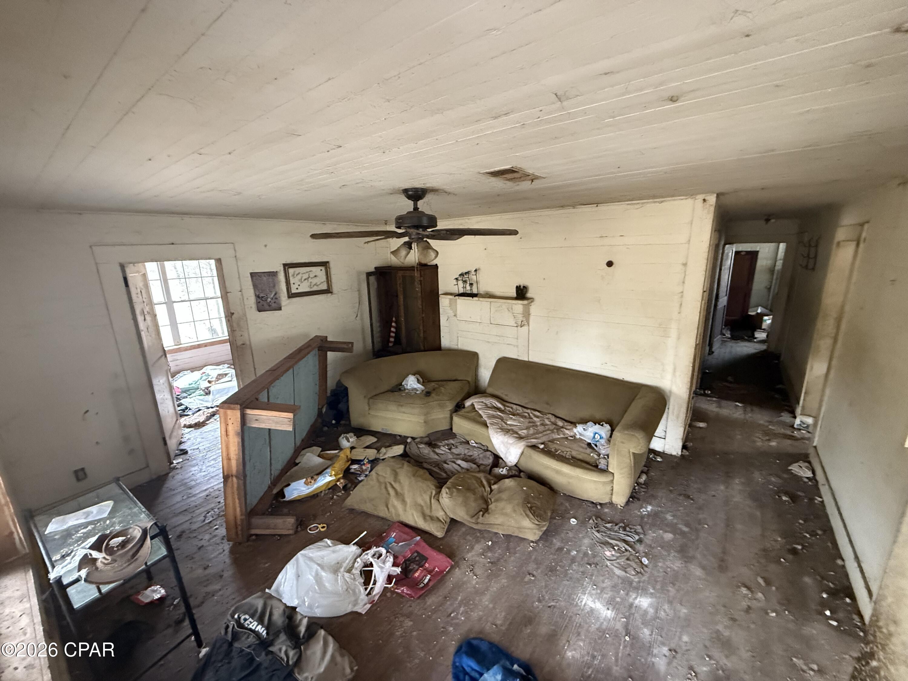 [No Recorded Subdiv] - Residential