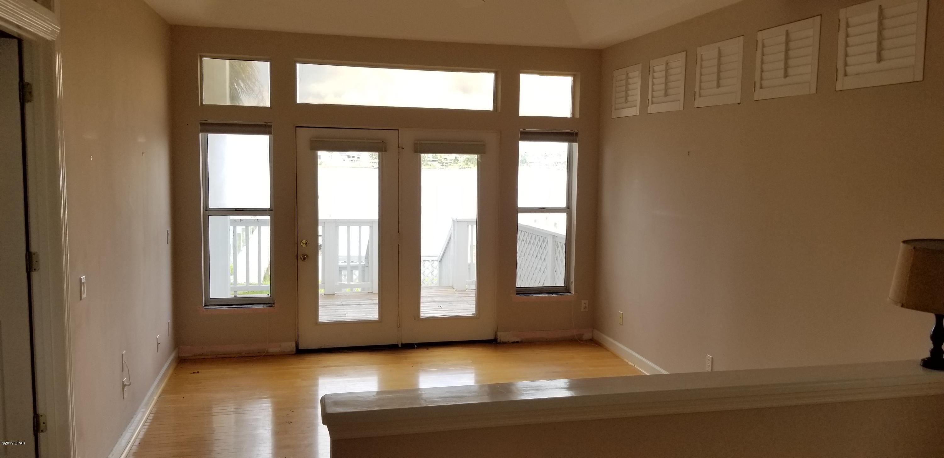 Country Club Harbour Estates - Residential