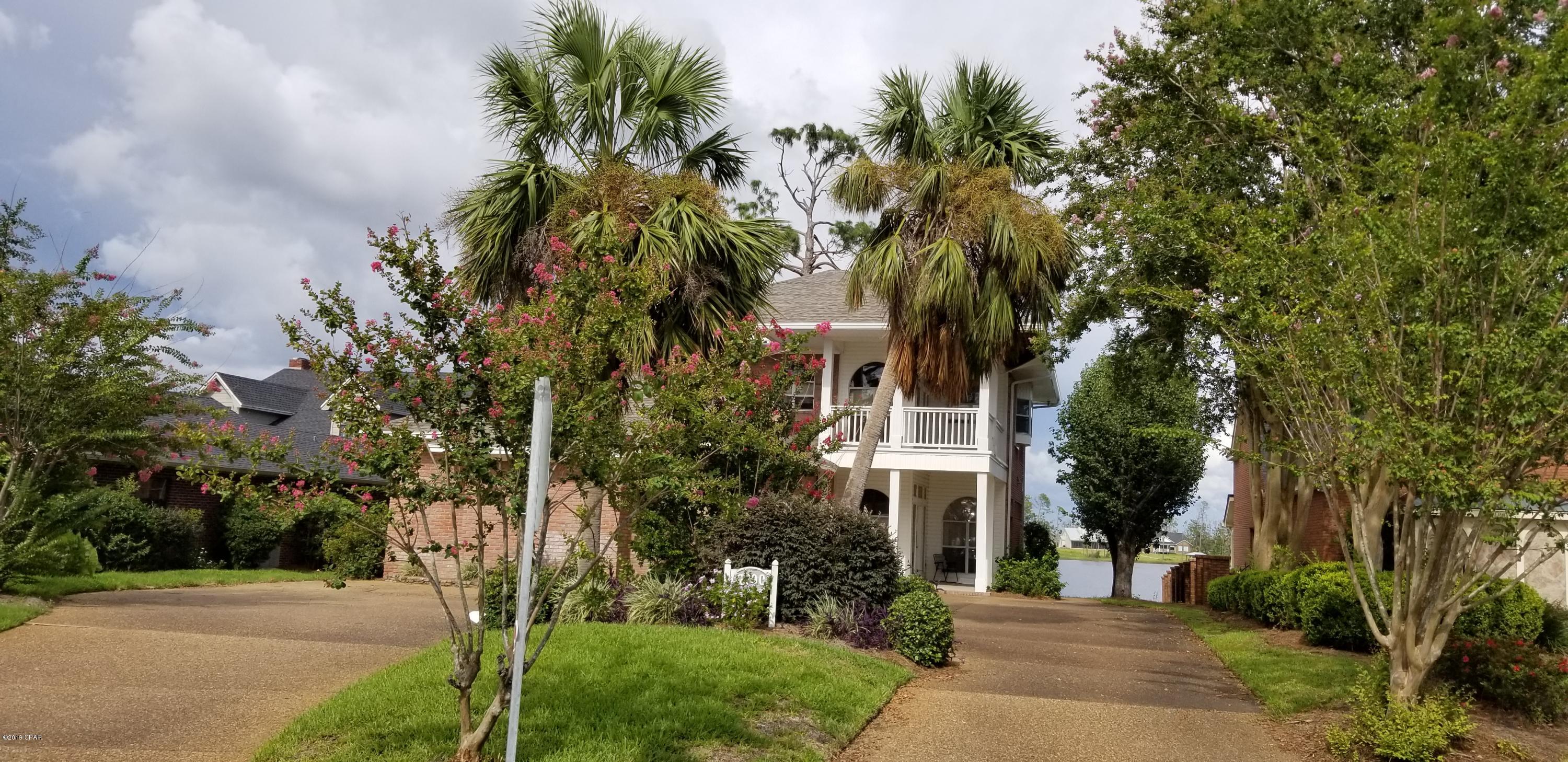 Country Club Harbour Estates - Residential