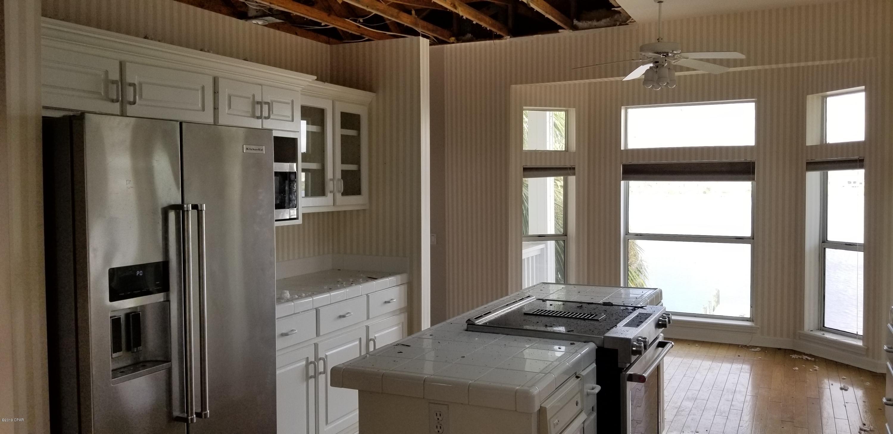 Country Club Harbour Estates - Residential