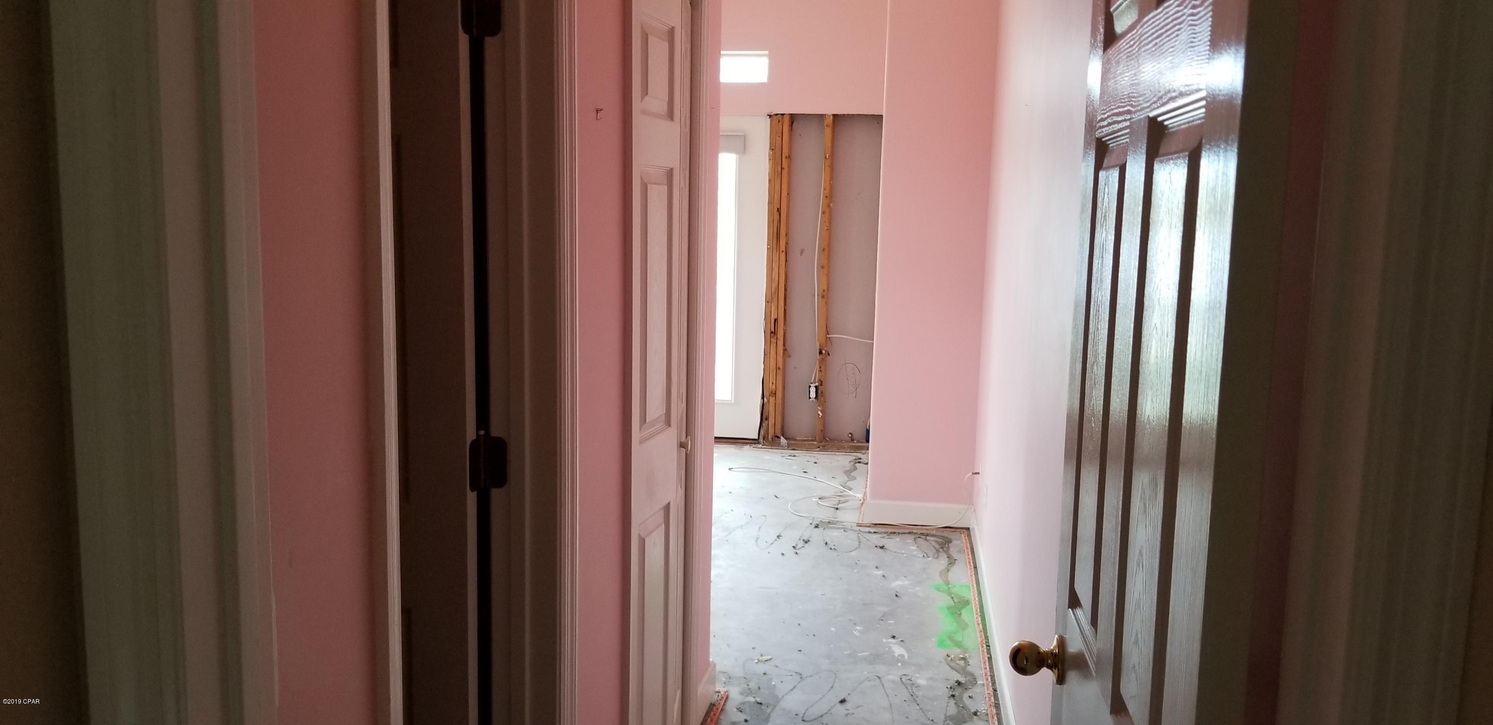 Country Club Harbour Estates - Residential