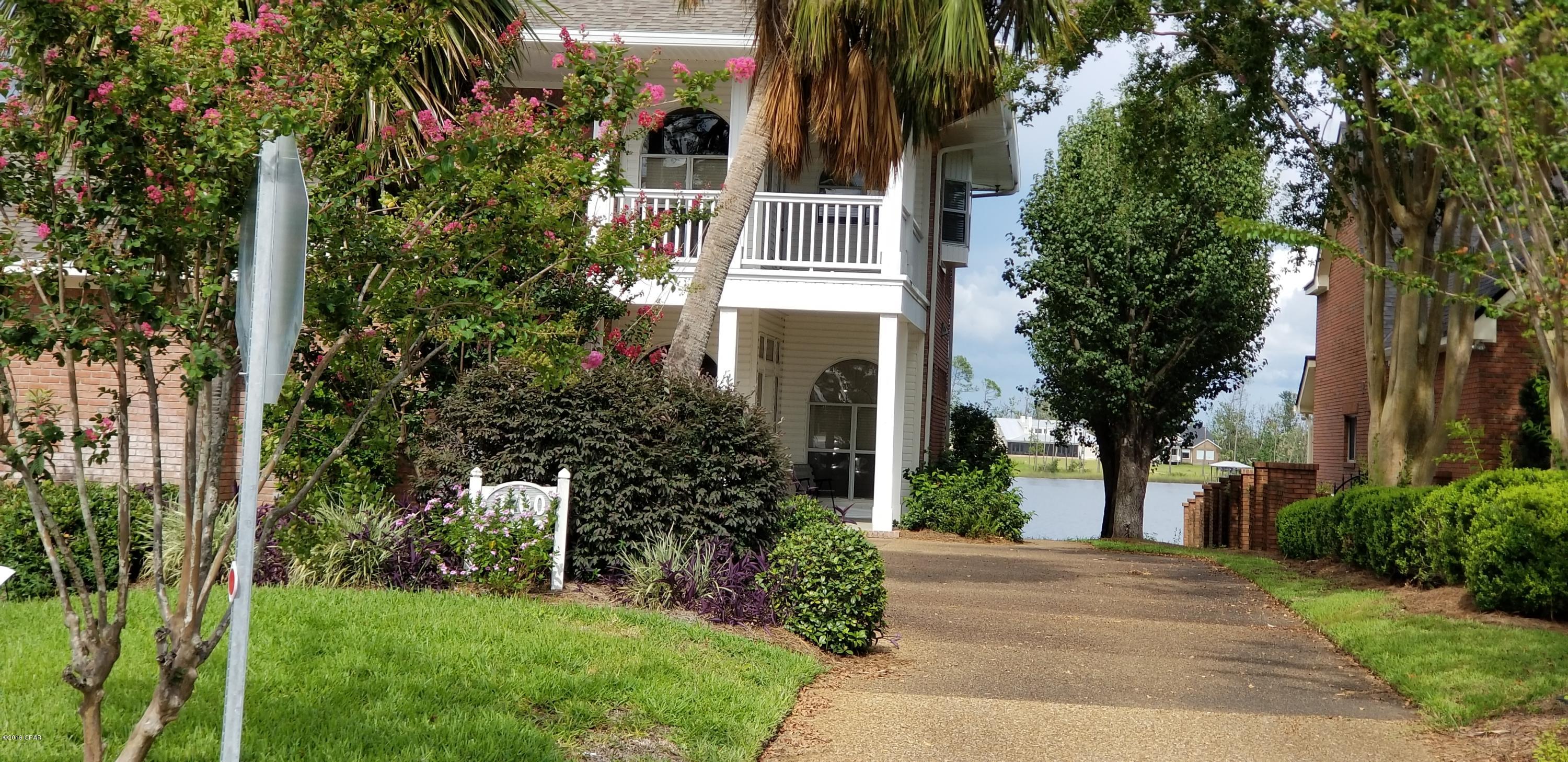 Country Club Harbour Estates - Residential