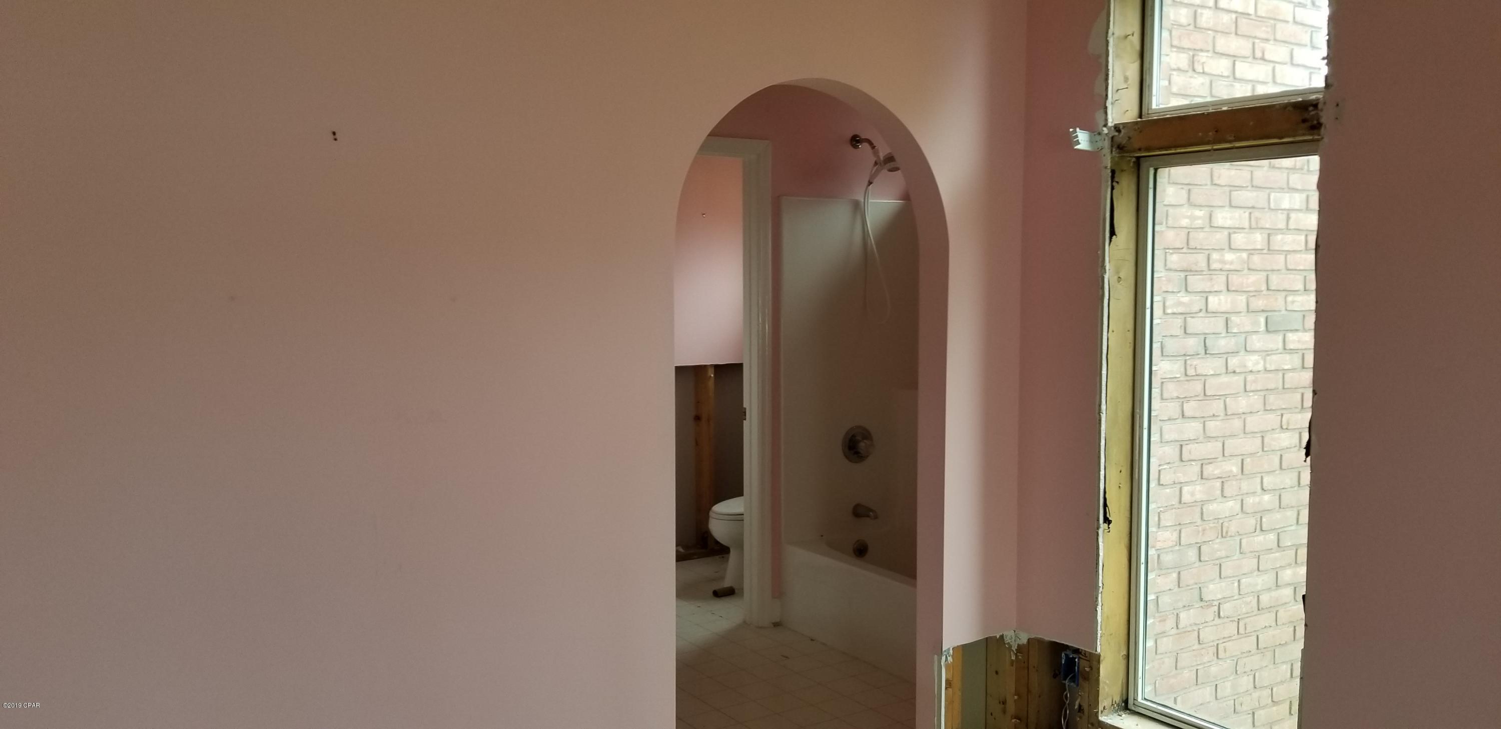 Country Club Harbour Estates - Residential