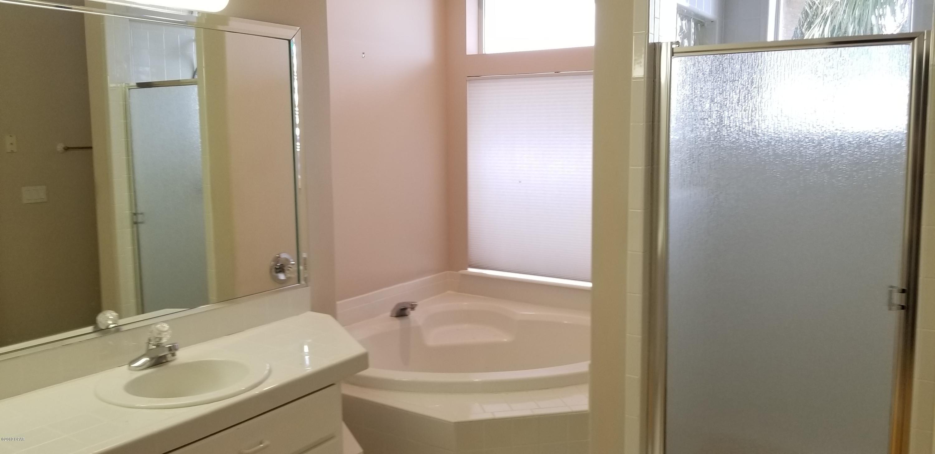 Country Club Harbour Estates - Residential