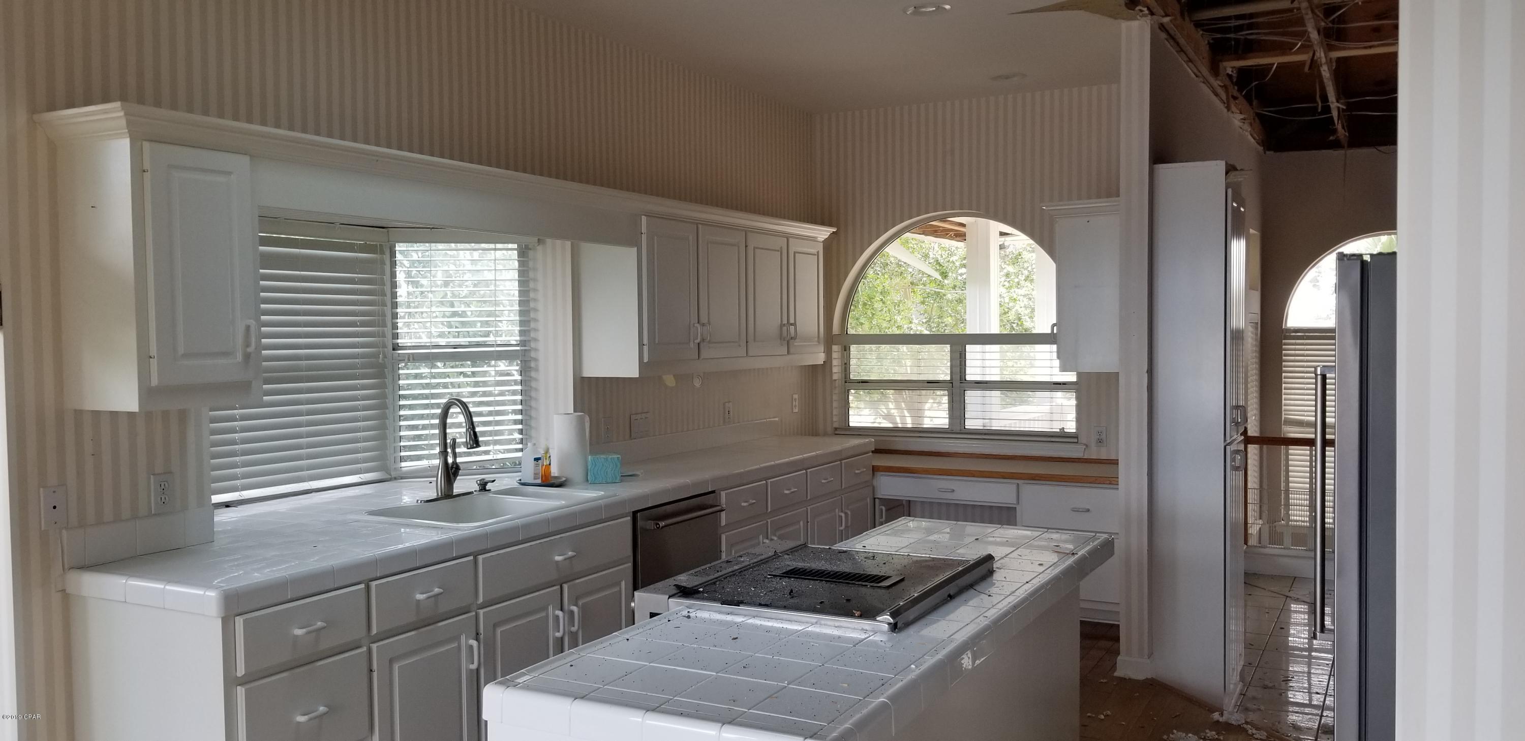 Country Club Harbour Estates - Residential