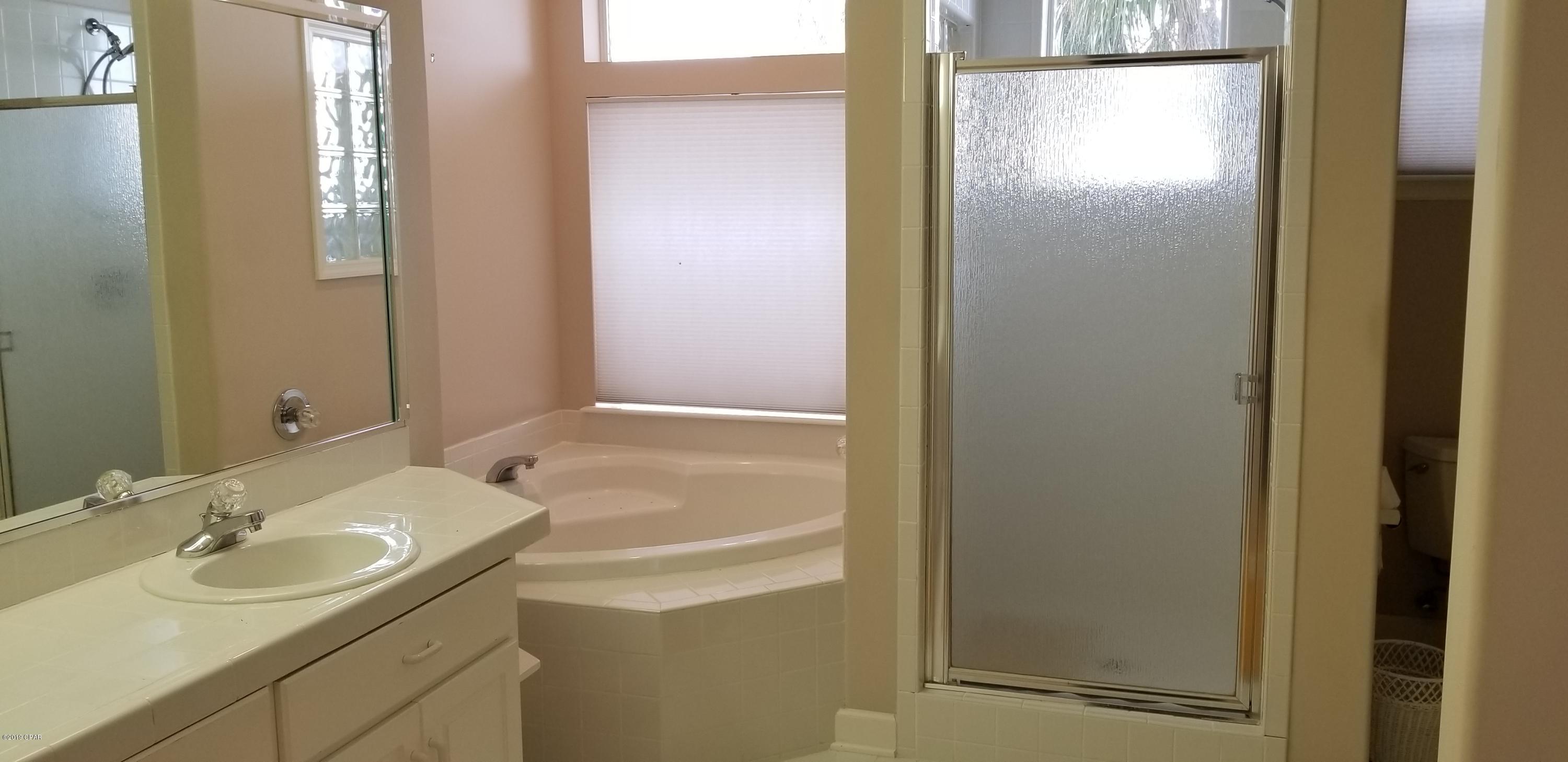 Country Club Harbour Estates - Residential