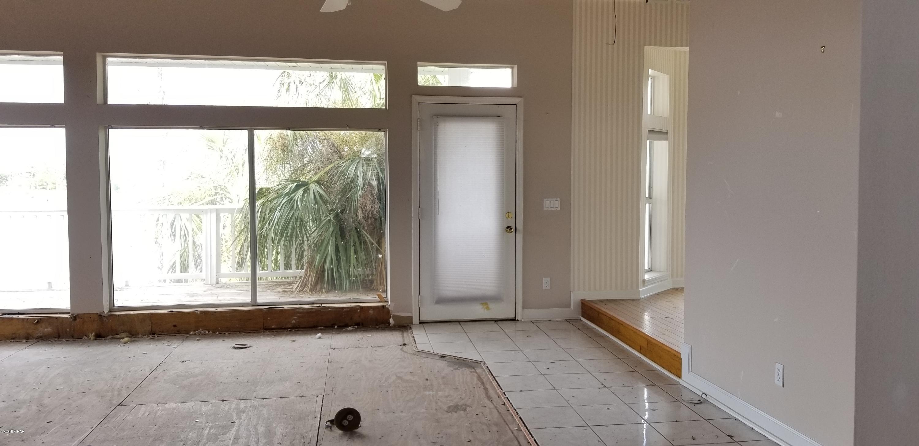 Country Club Harbour Estates - Residential