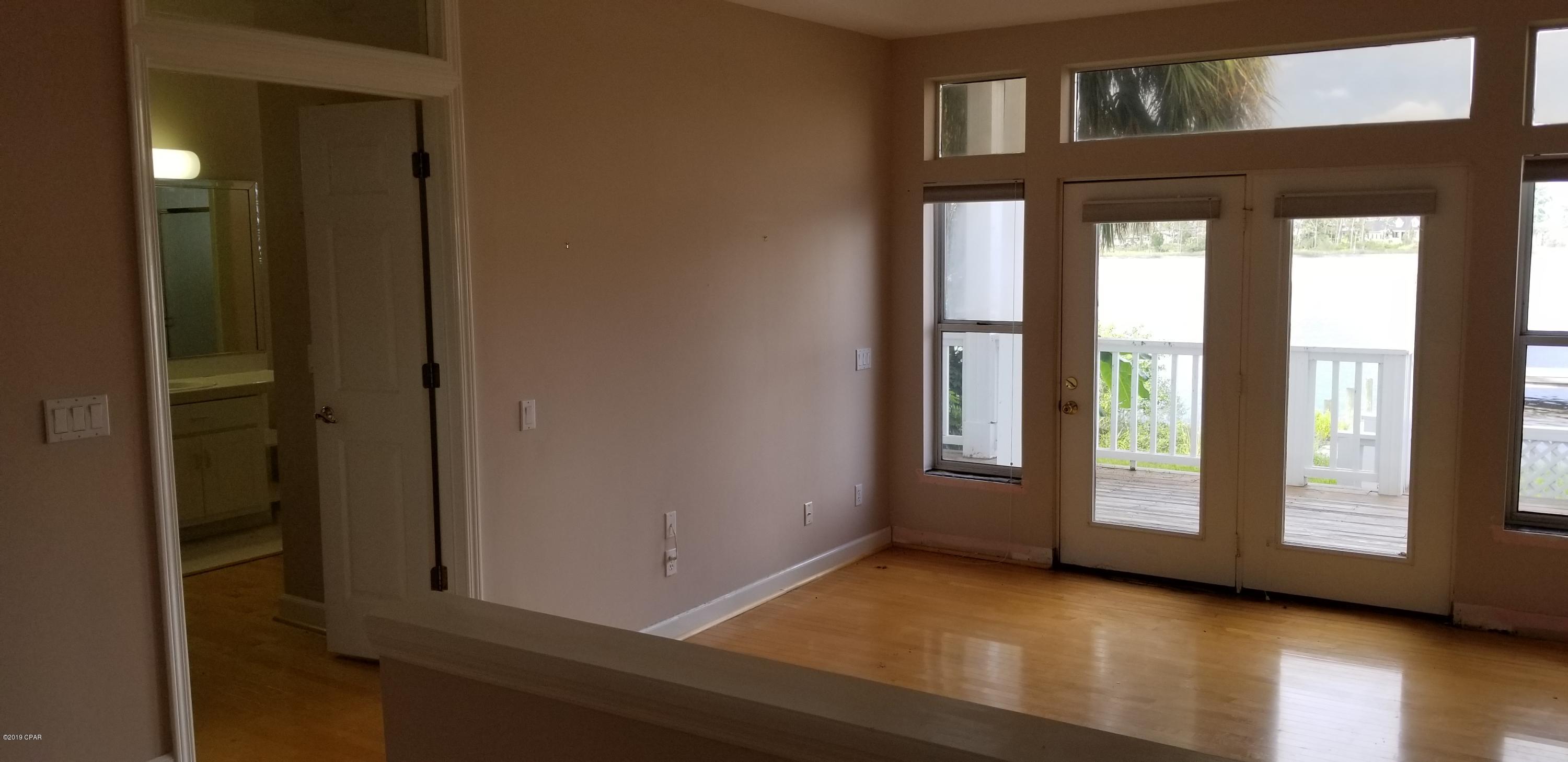 Country Club Harbour Estates - Residential