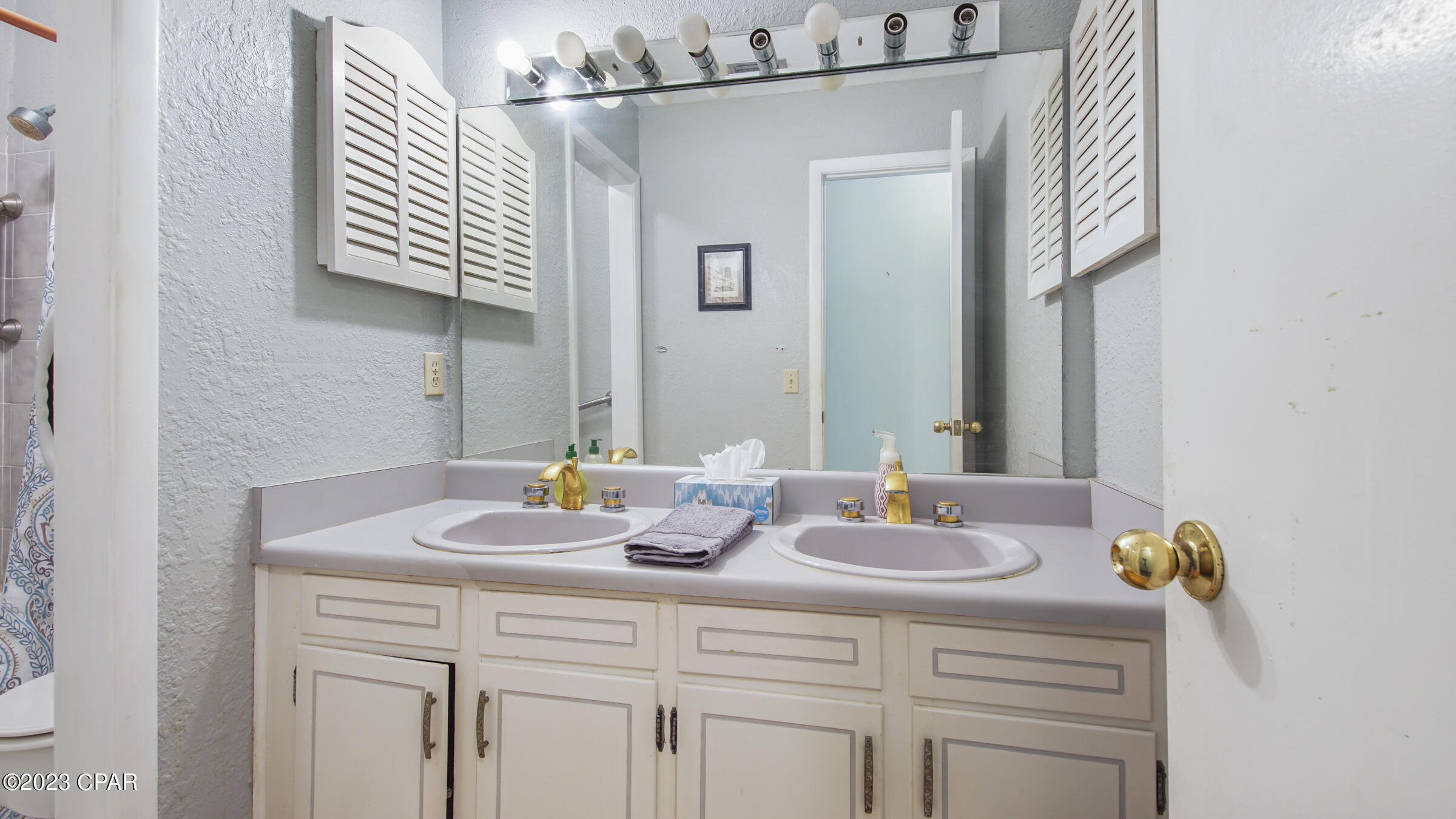 Kings Point - Residential