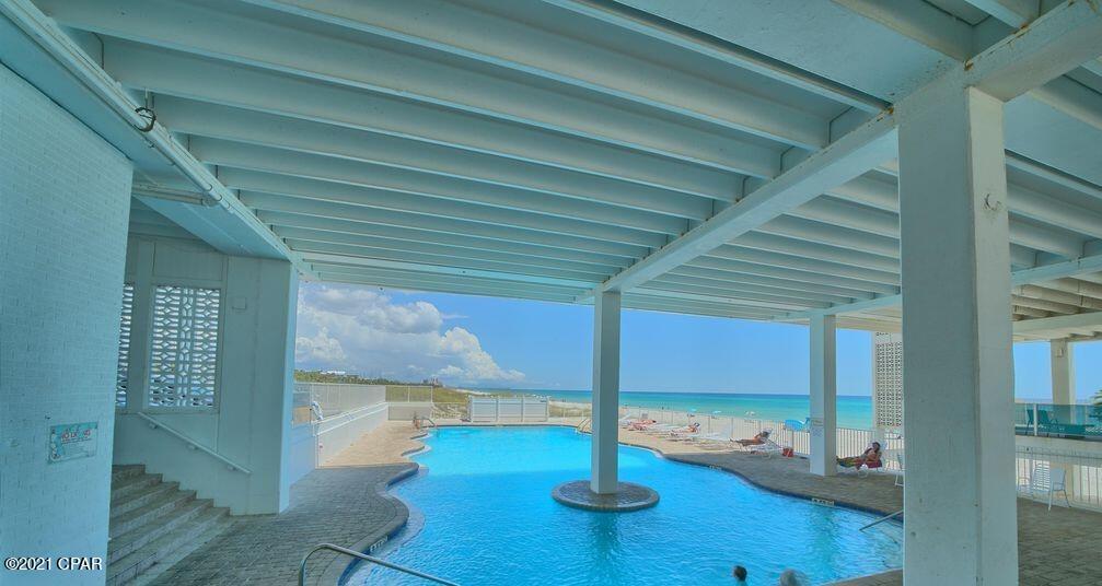 Fontainebleau Terrace - Residential