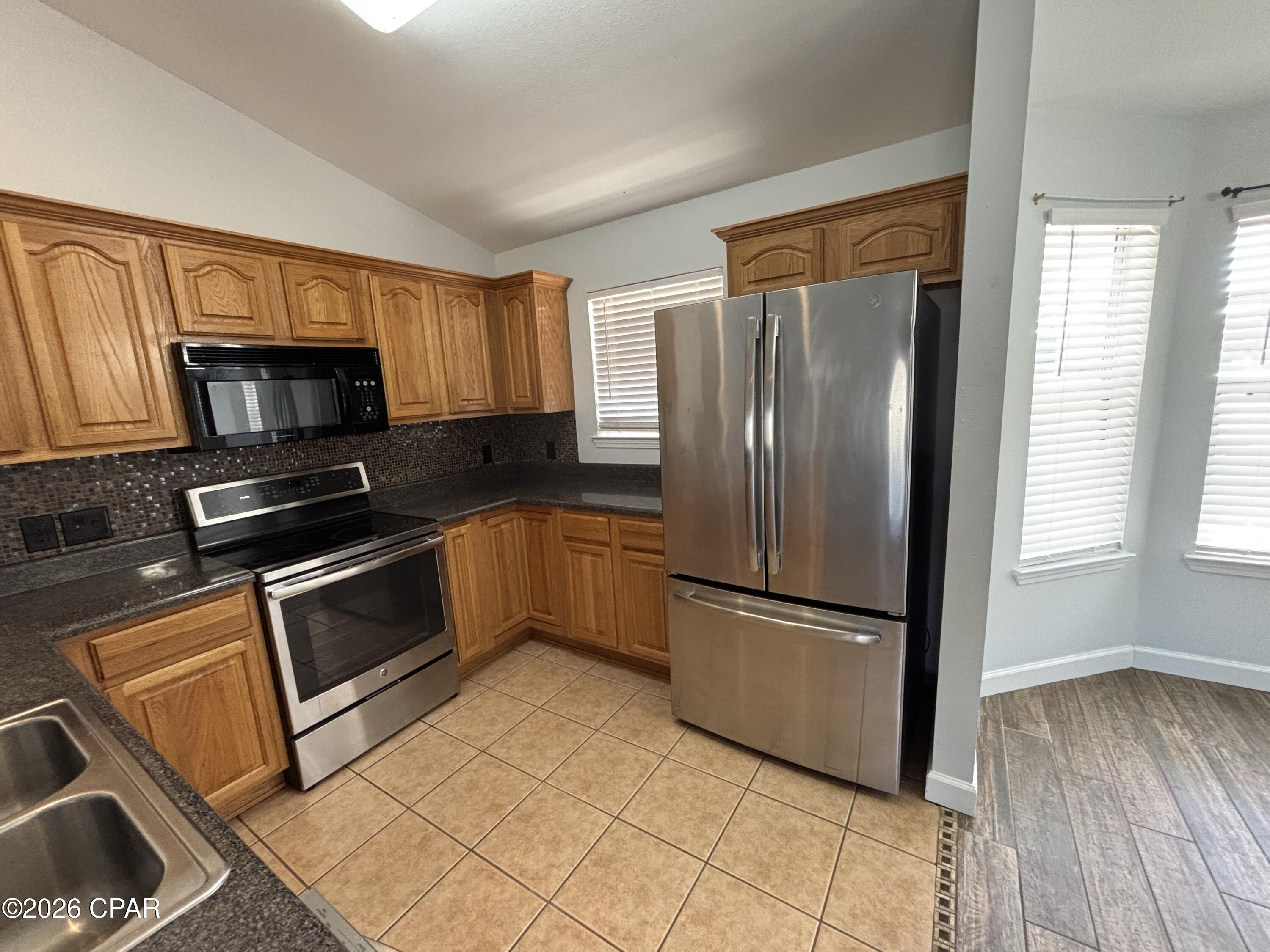 [No Recorded Subdiv] - Residential Lease