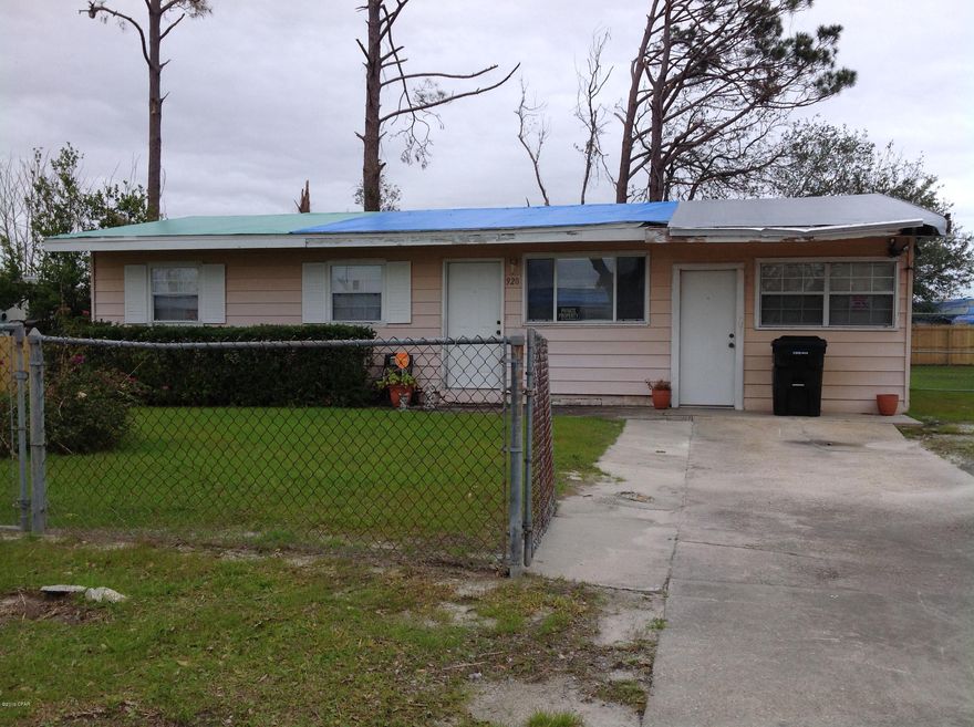 Eligible for Home Renovation Loan!!  With a bit of restoration this well loved home will be a comfortable home once again. Seller has replaced privacy fence and storage shed.  This home offers 3 bedrooms, living room, family room, eat-in kitchen and a wonderful glassed in florida room.  The large level yard is perfect for children to play, pets and gardening.   Great investment property.