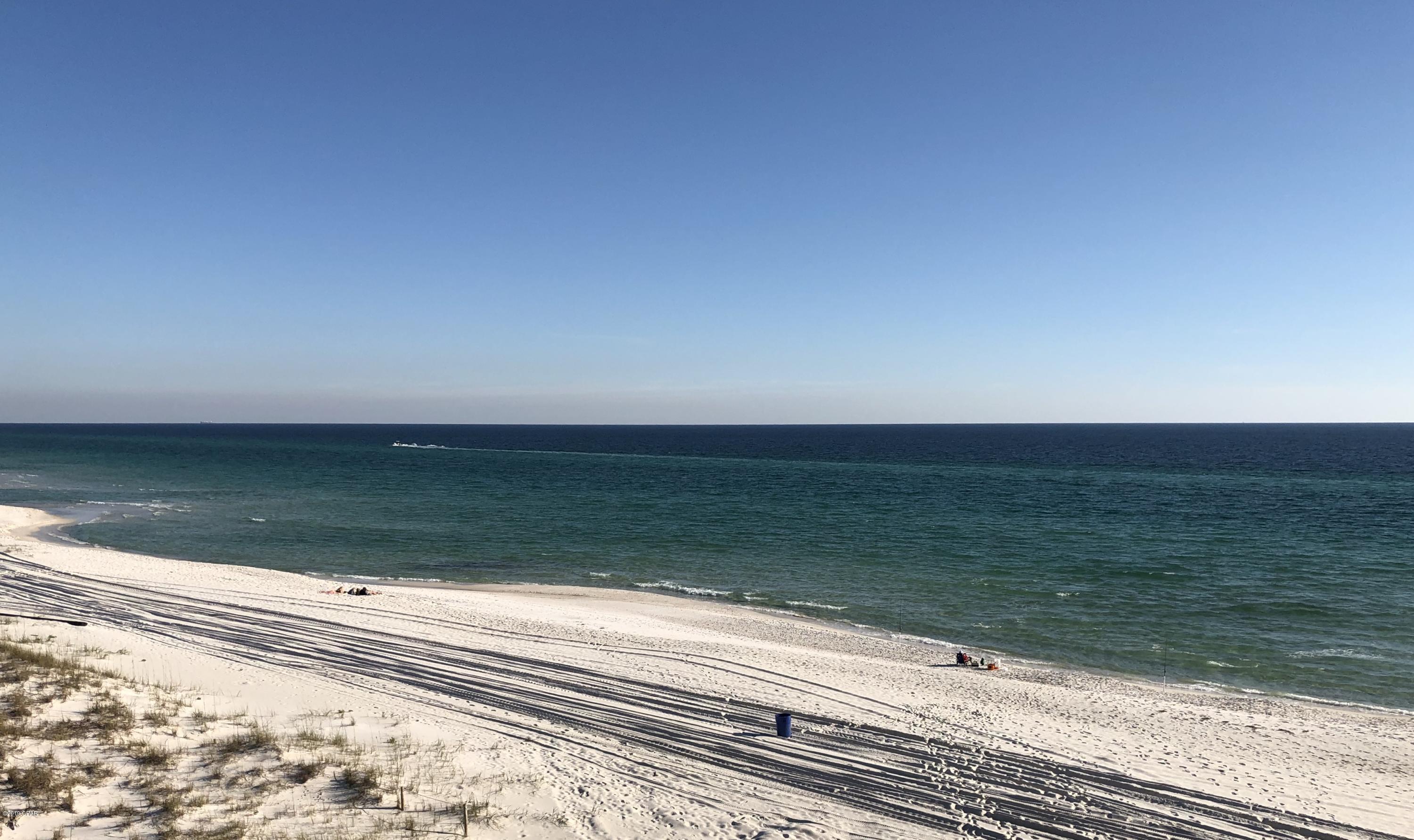 Fontainebleau Terrace - Residential
