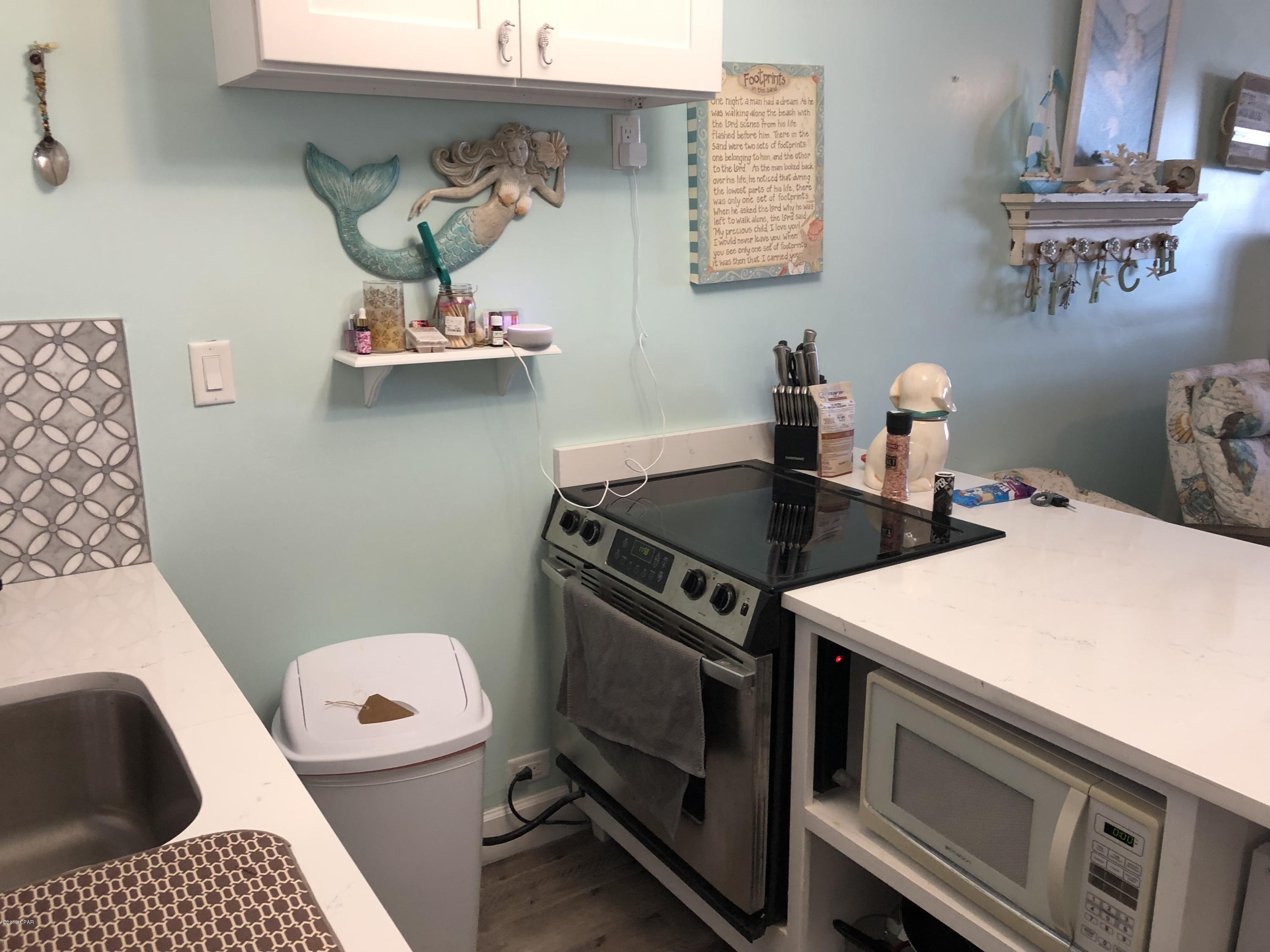 Fontainebleau Terrace - Residential