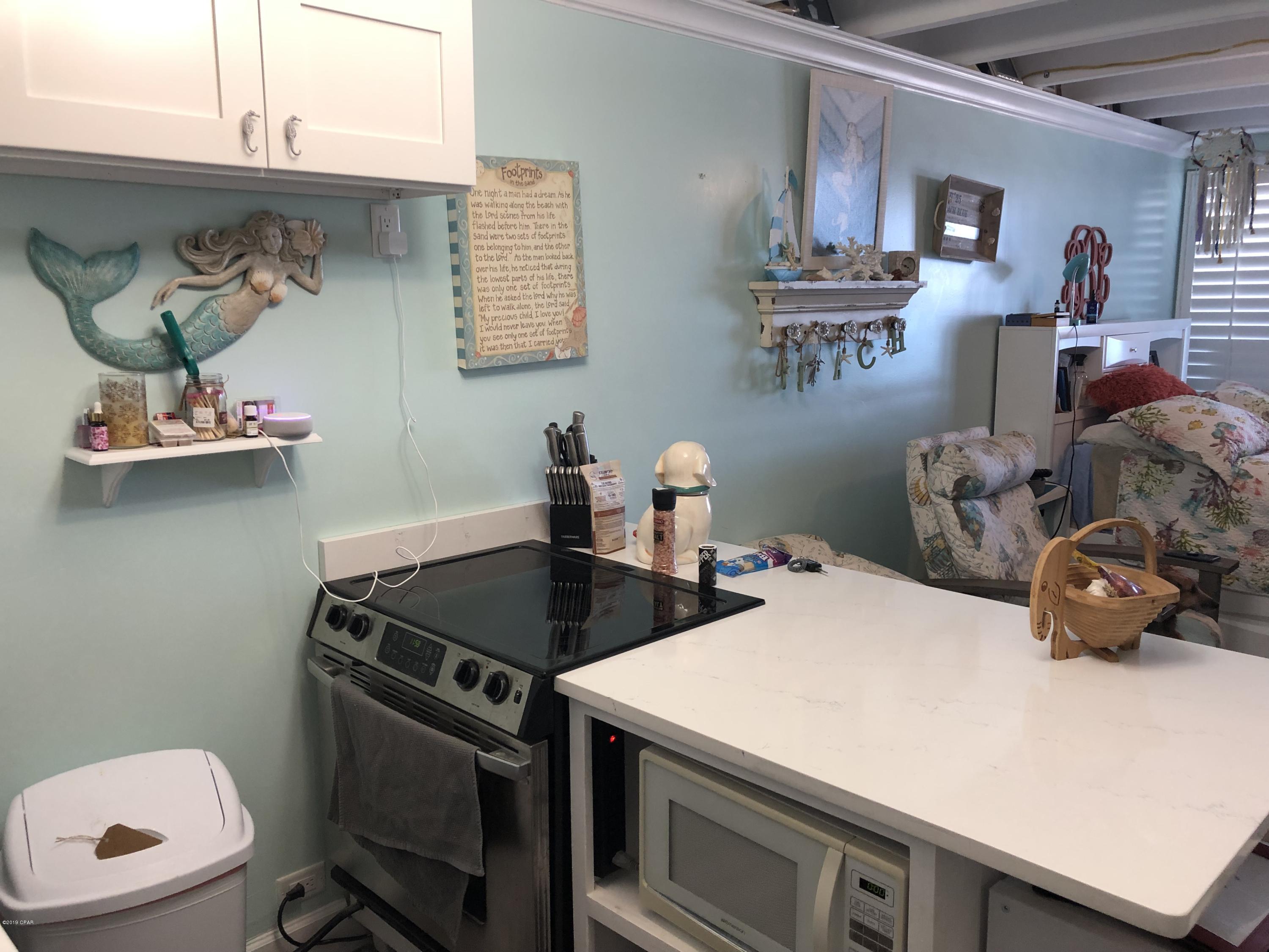 Fontainebleau Terrace - Residential