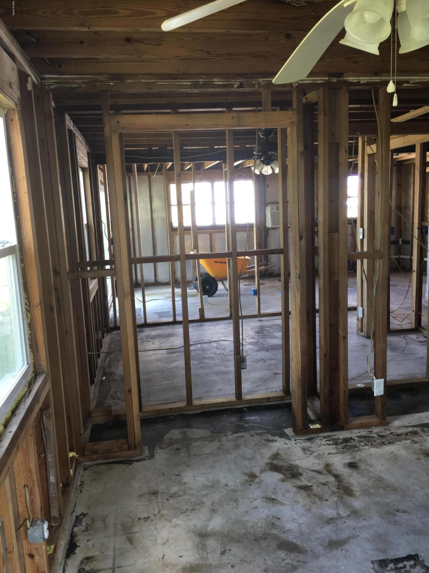 Lake Drive Heights - Residential