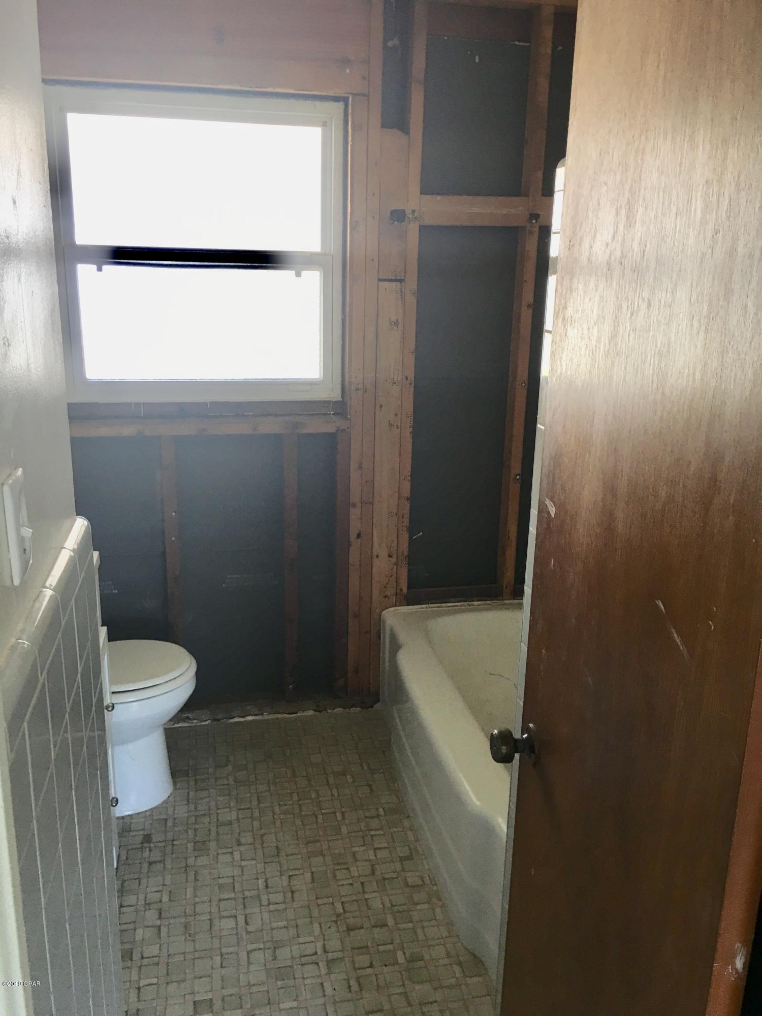 Lake Drive Heights - Residential