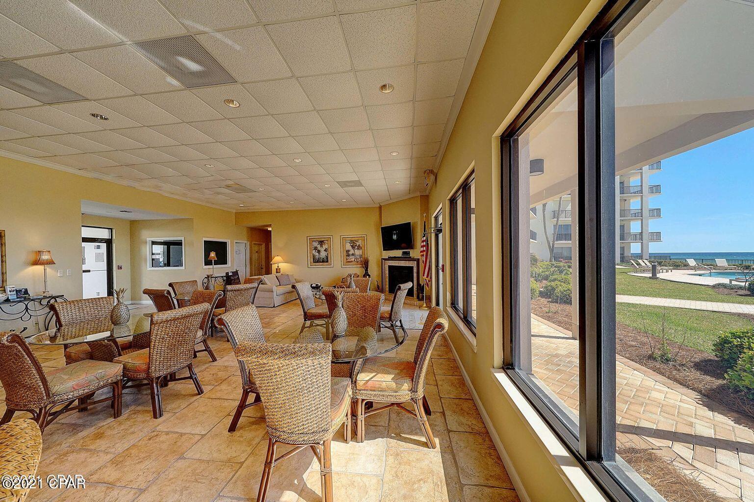 Summerwinds Condo - Residential